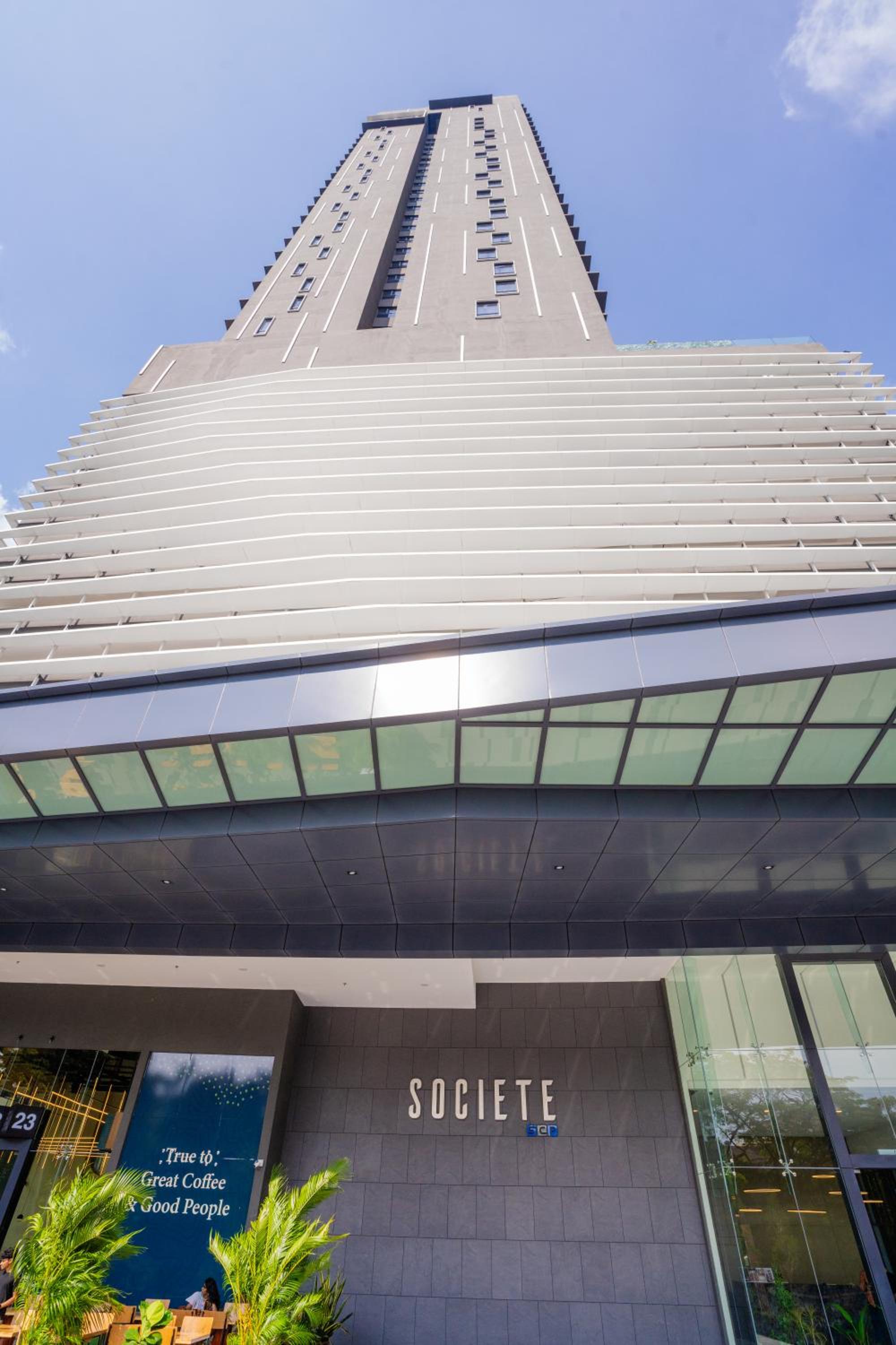 Societe Suites By iHost Global
