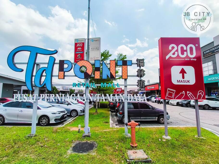 Austin JT Homestay by RR JBcity