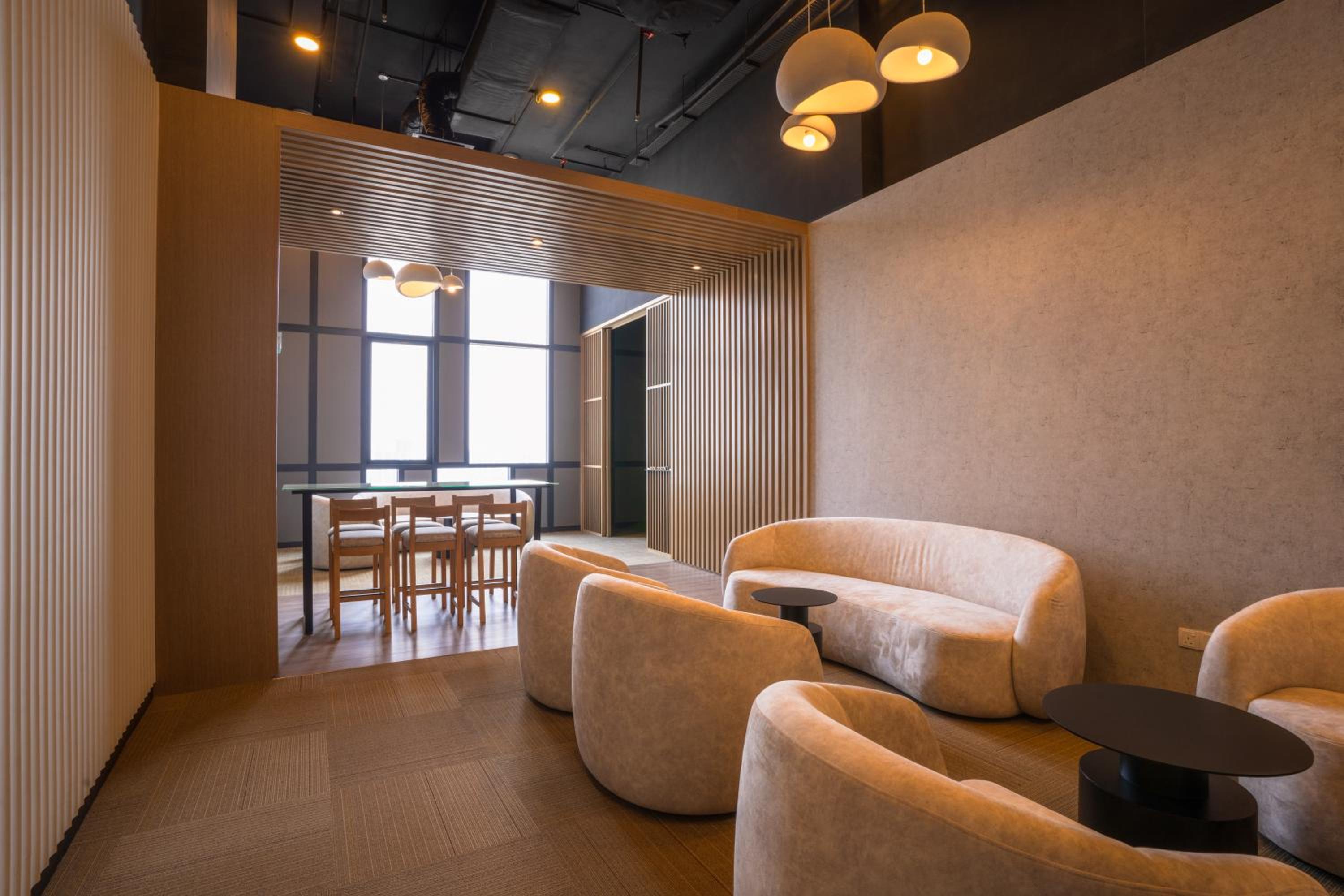 Societe Suites By iHost Global