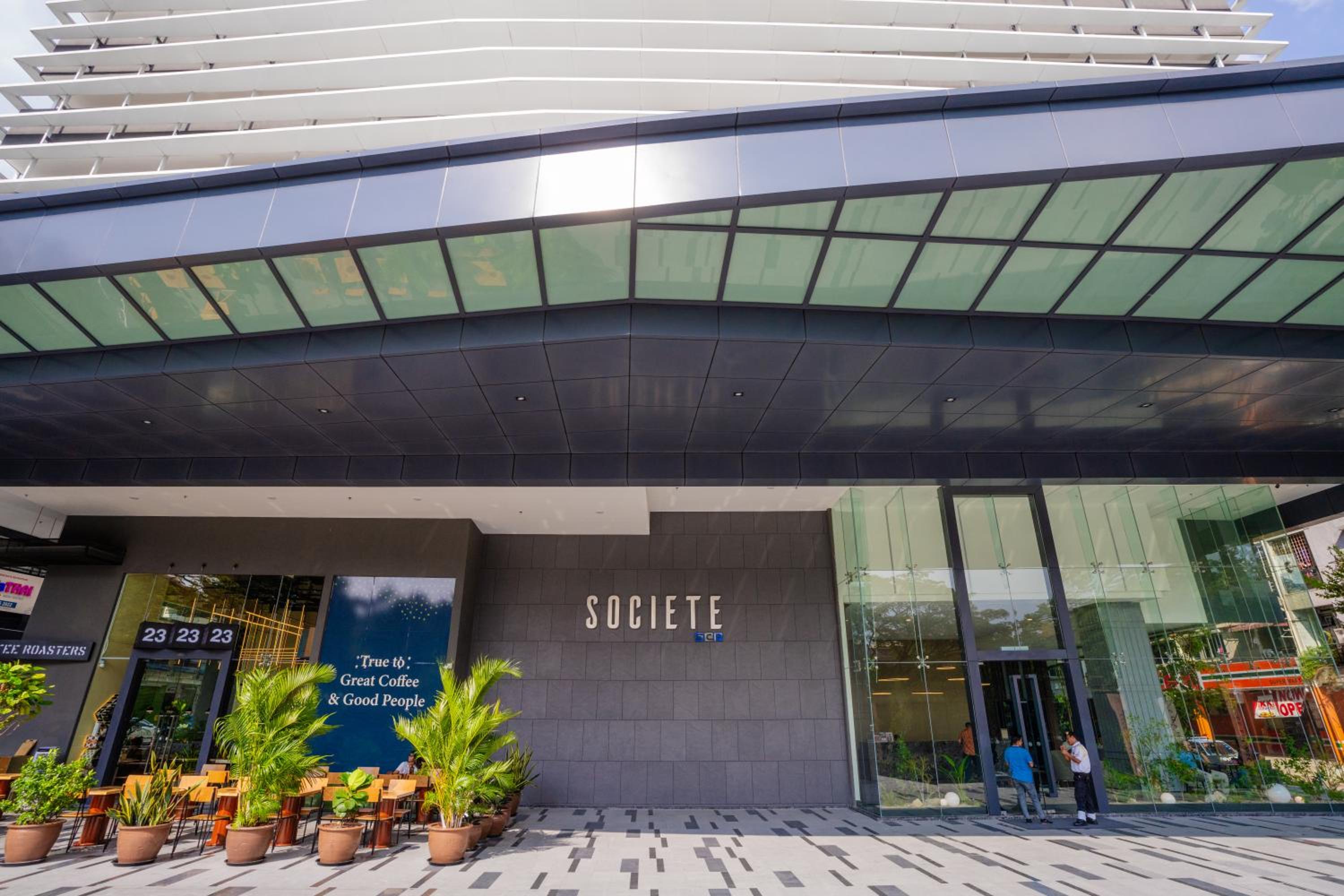 Societe Suites By iHost Global