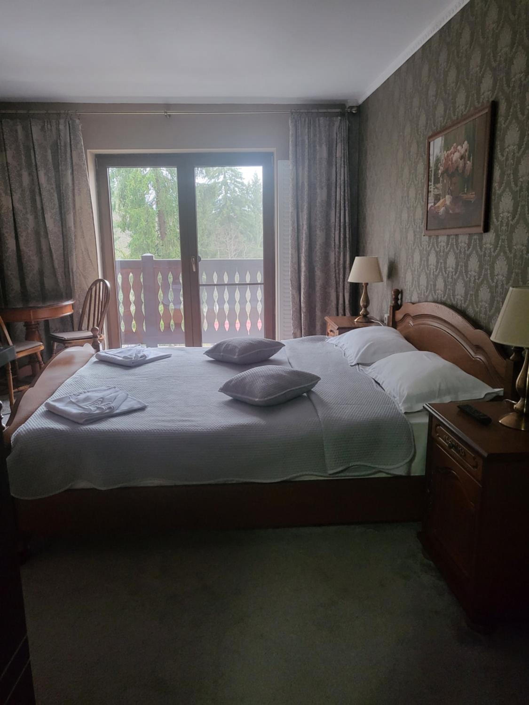 Platinvm B&B view 3
