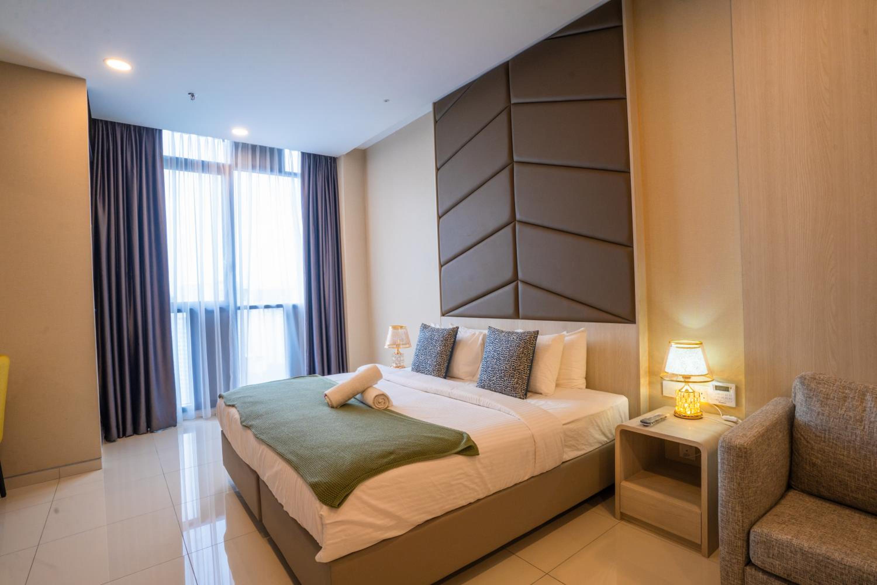 Societe Suites By iHost Global