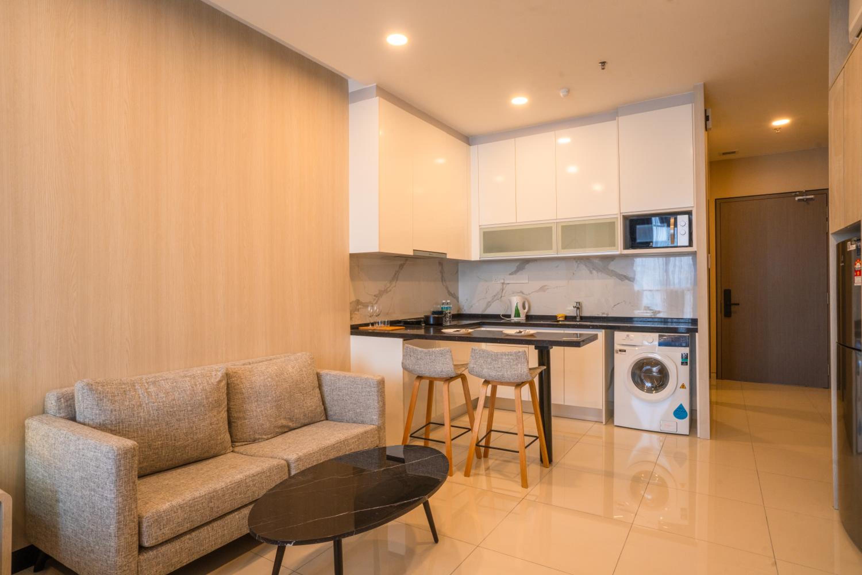 Societe Suites By iHost Global