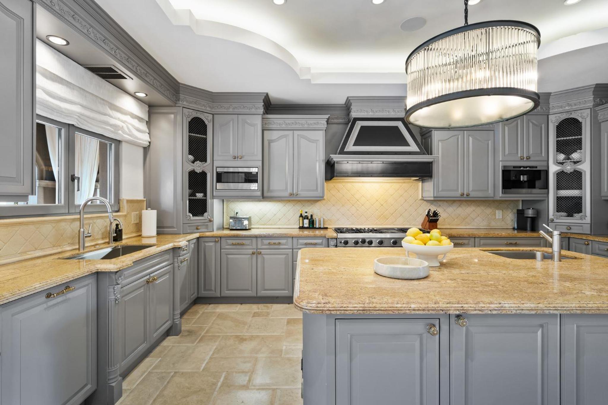 Olympia Luxe Estate