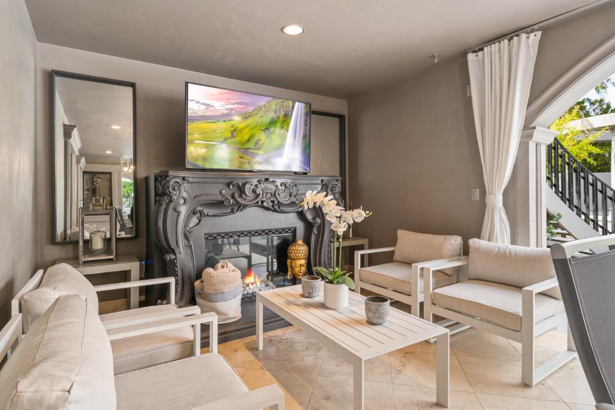 Olympia Luxe Estate