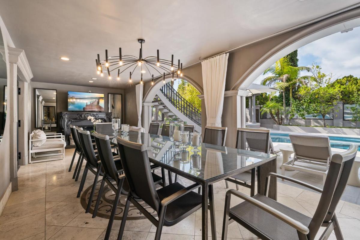 Olympia Luxe Estate