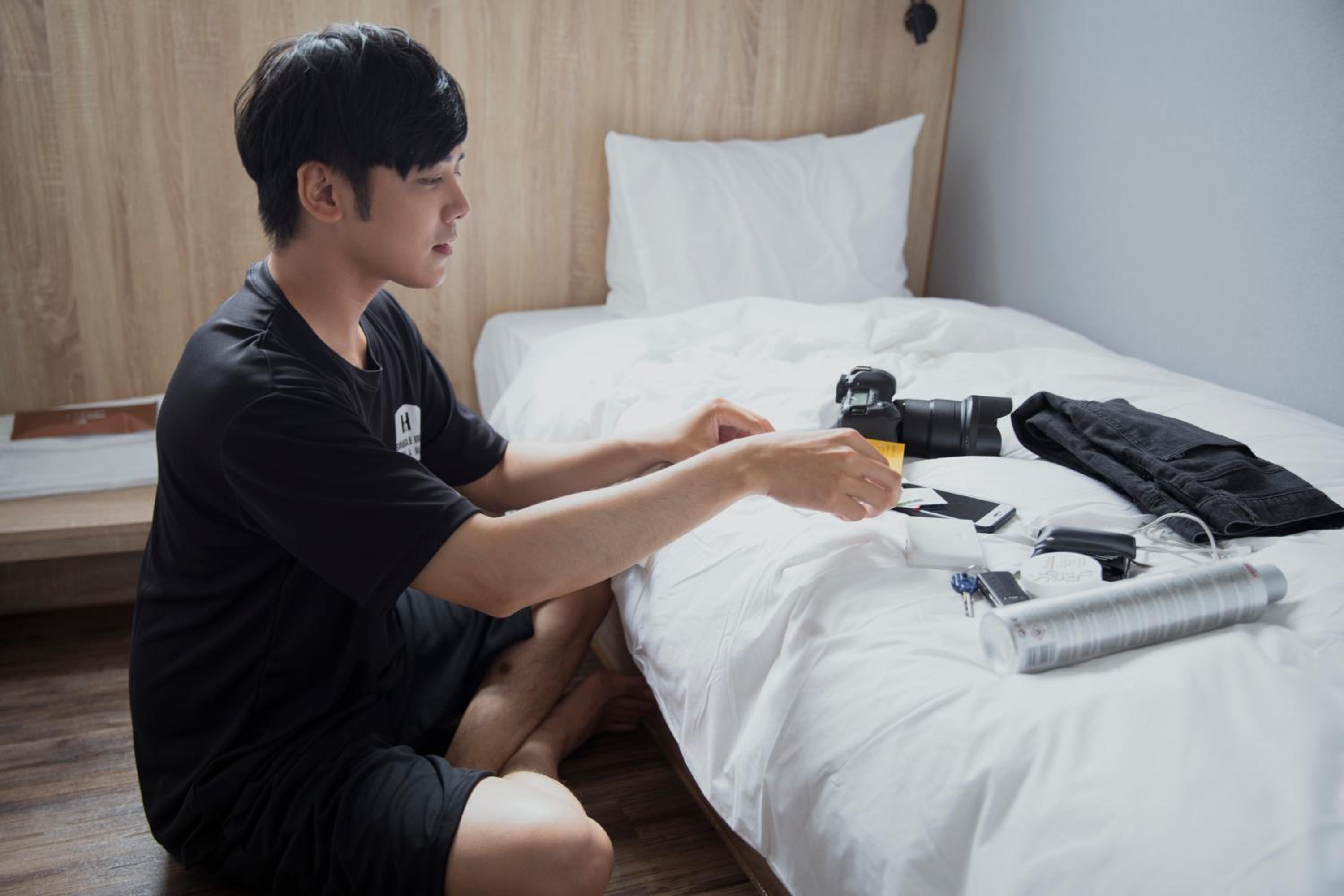 Single Inn-Kaohsiung Station