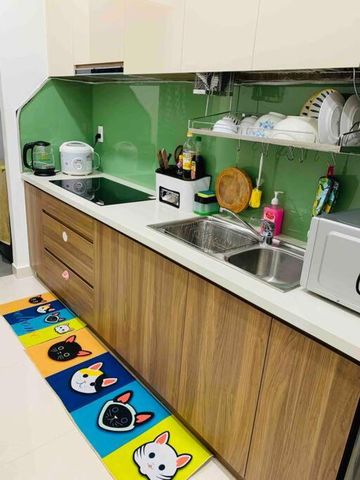 Q7 Riverside 2 bed rooms w River-view, Netflix & Pool