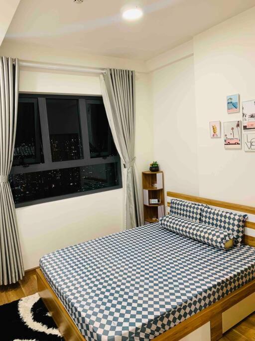 Q7 Riverside 2 bed rooms w River-view, Netflix & Pool