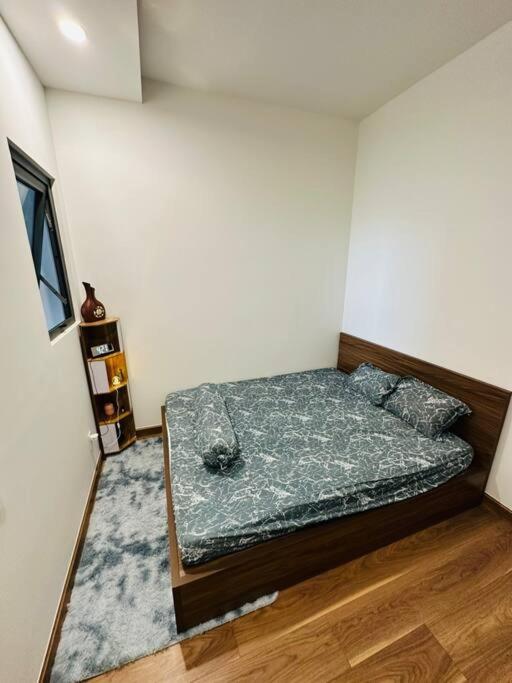 Q7 Riverside 2 bed rooms w River-view, Netflix & Pool
