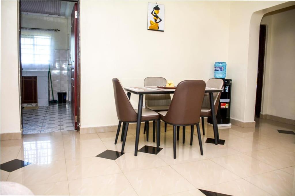 Elegant 2 Bedroom Apartment close to Rupa Mall, Noble Hotel,Poa PLace, Mediheal hospital, TopHill Hospital and St Lukes Hospital