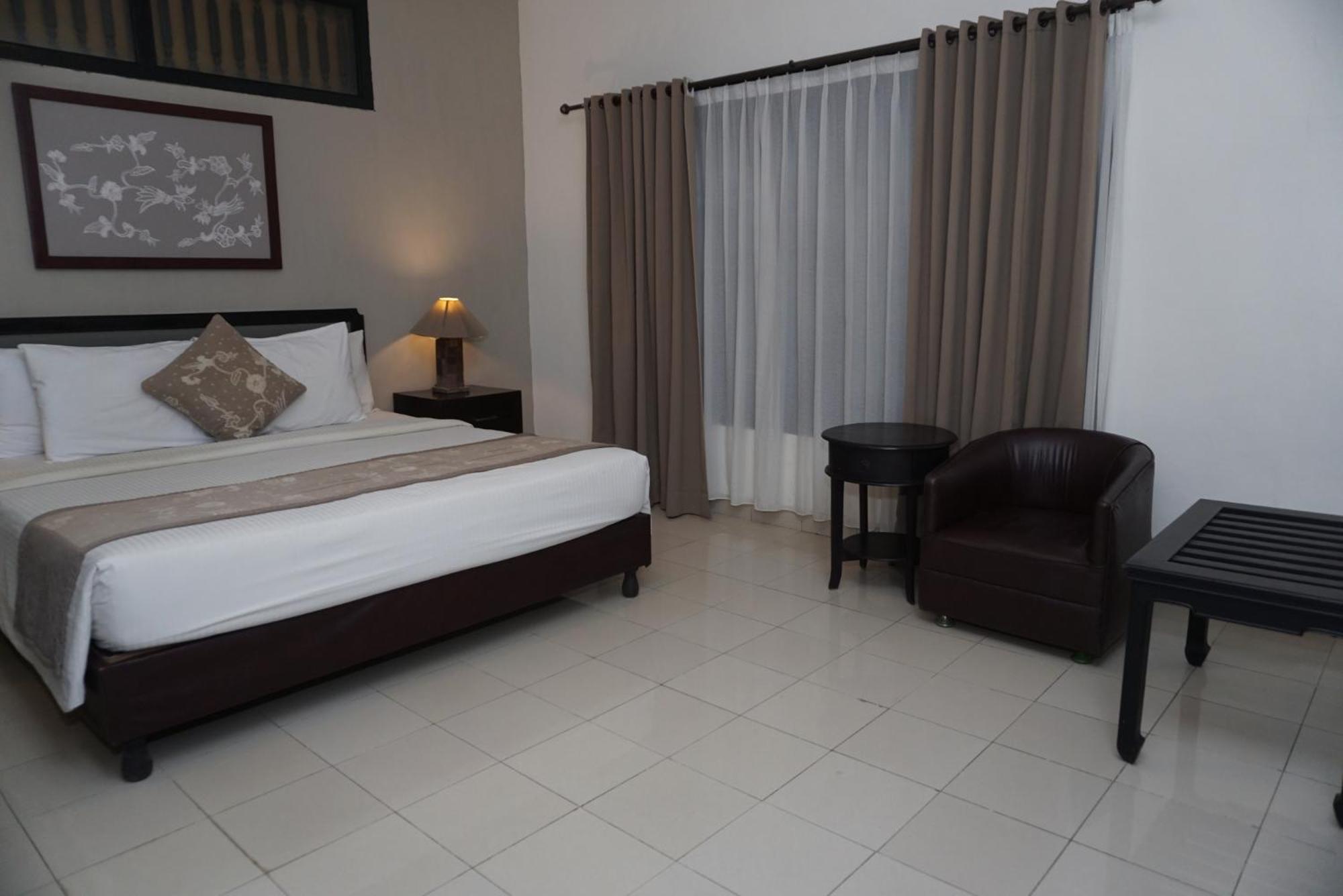 Sarinande Hotel