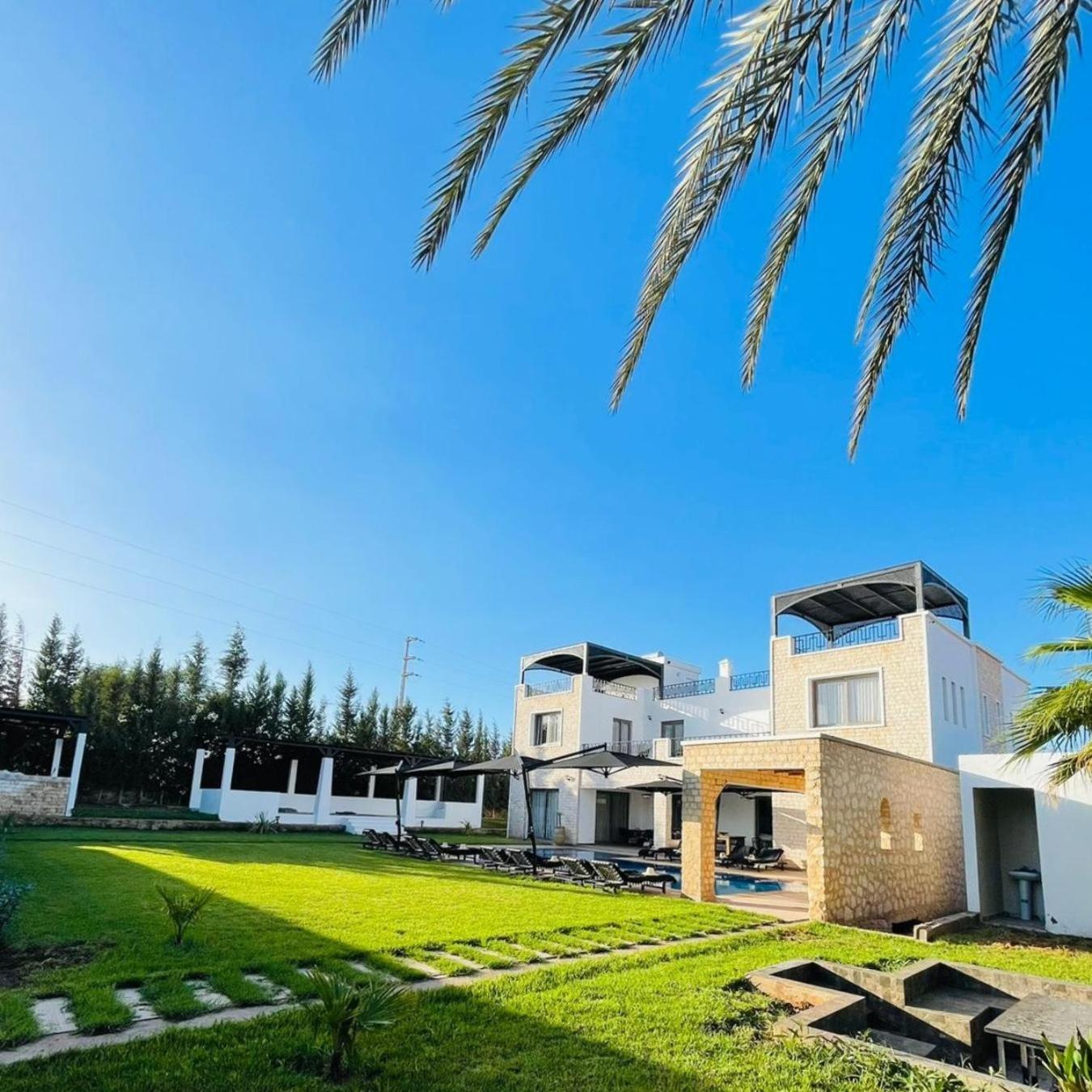 Hotel Cavanna Lodge - Image 1