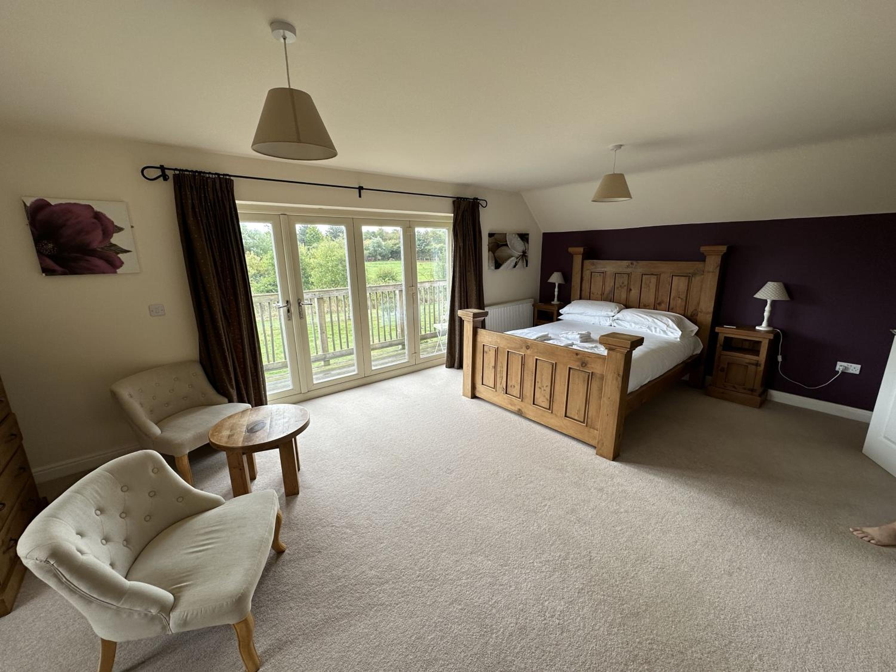 Bay Shores - 2 cottages 2 minutes apart - Part of the The Bay Filey Holiday Village with pool, gym and direct beach access, pub, restaurant, tennis and mea