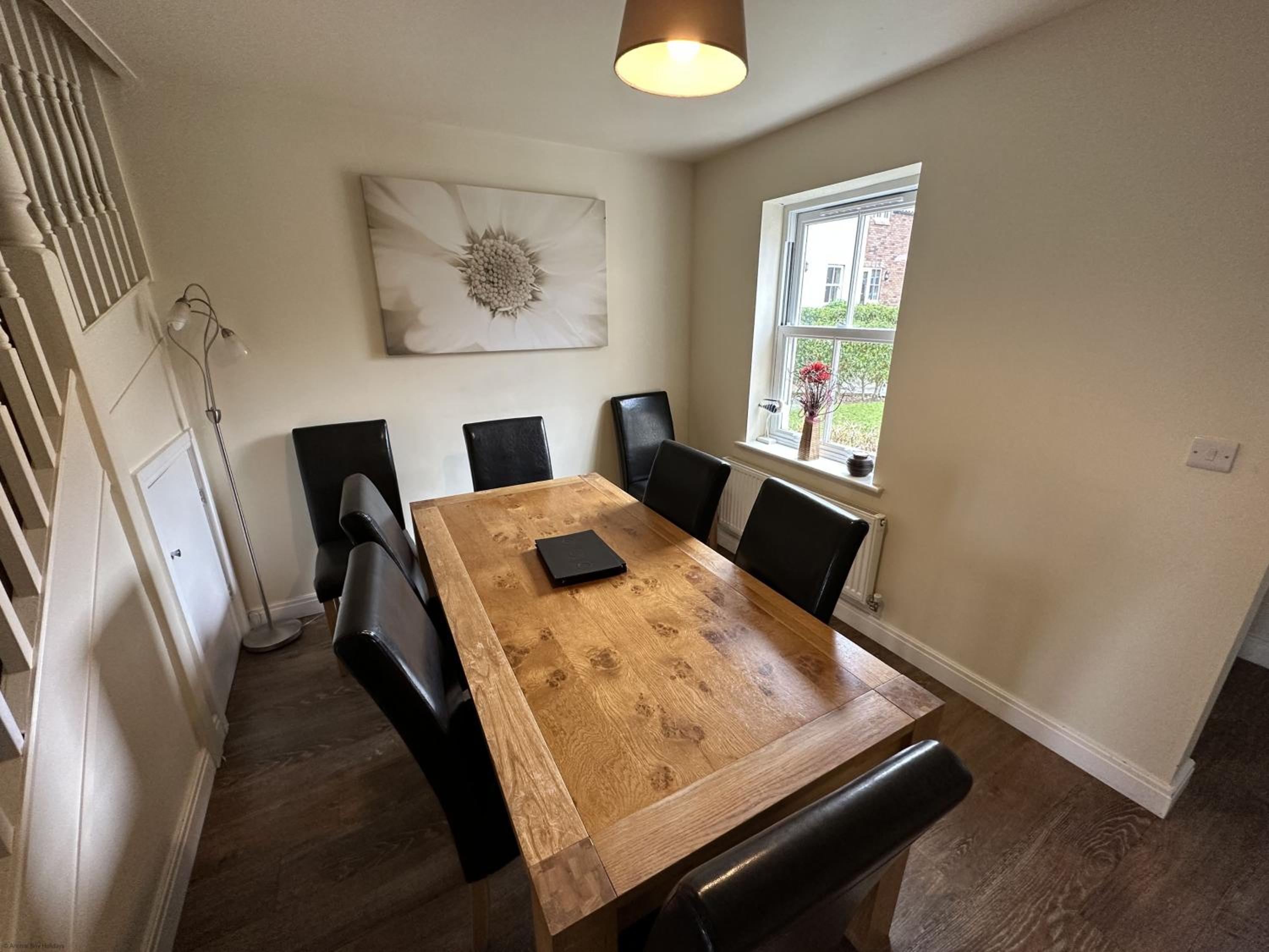 Bay Shores - 2 cottages 2 minutes apart - Part of the The Bay Filey Holiday Village with pool, gym and direct beach access, pub, restaurant, tennis and mea