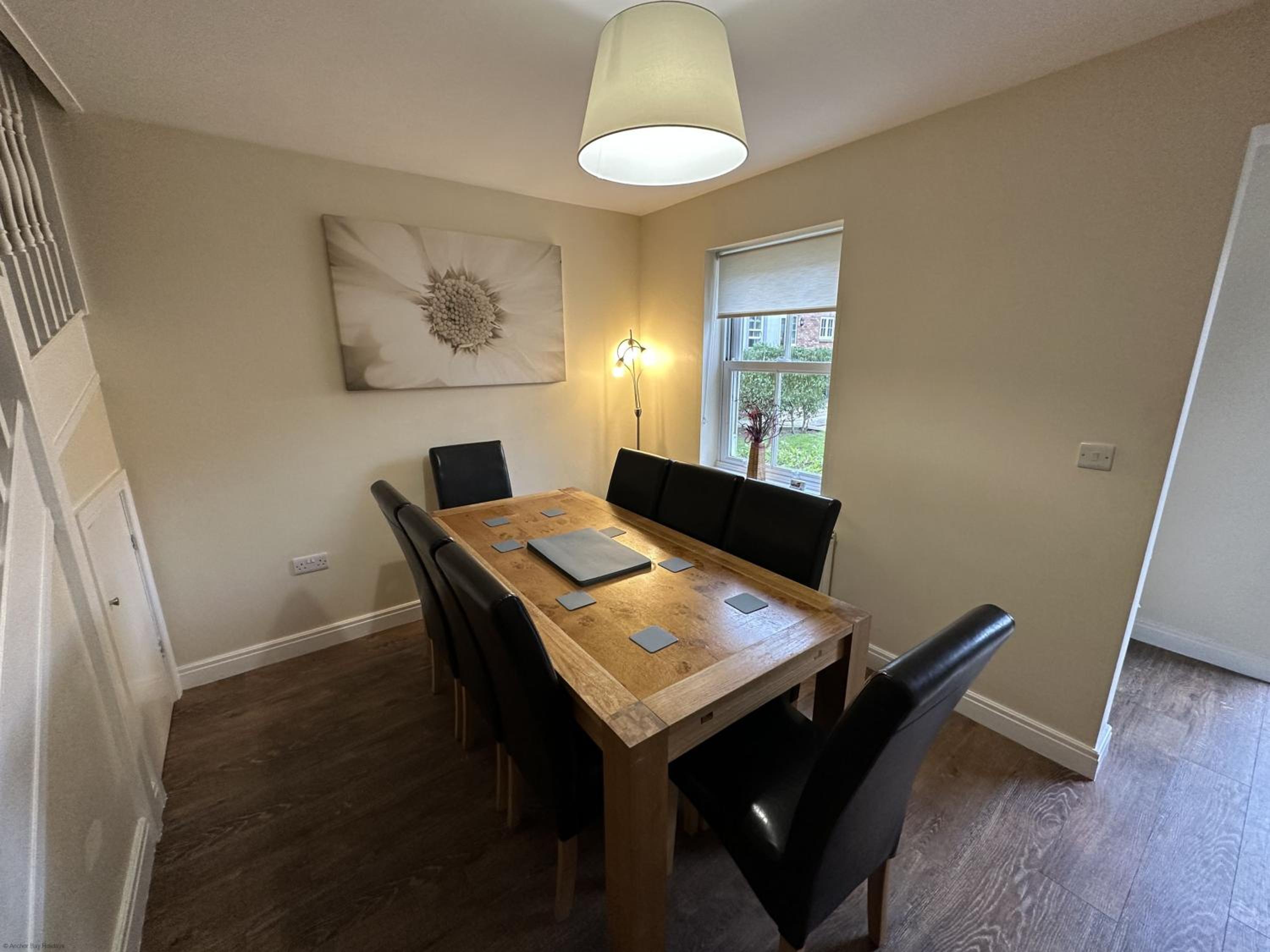 Bay Shores - 2 cottages 2 minutes apart - Part of the The Bay Filey Holiday Village with pool, gym and direct beach access, pub, restaurant, tennis and mea