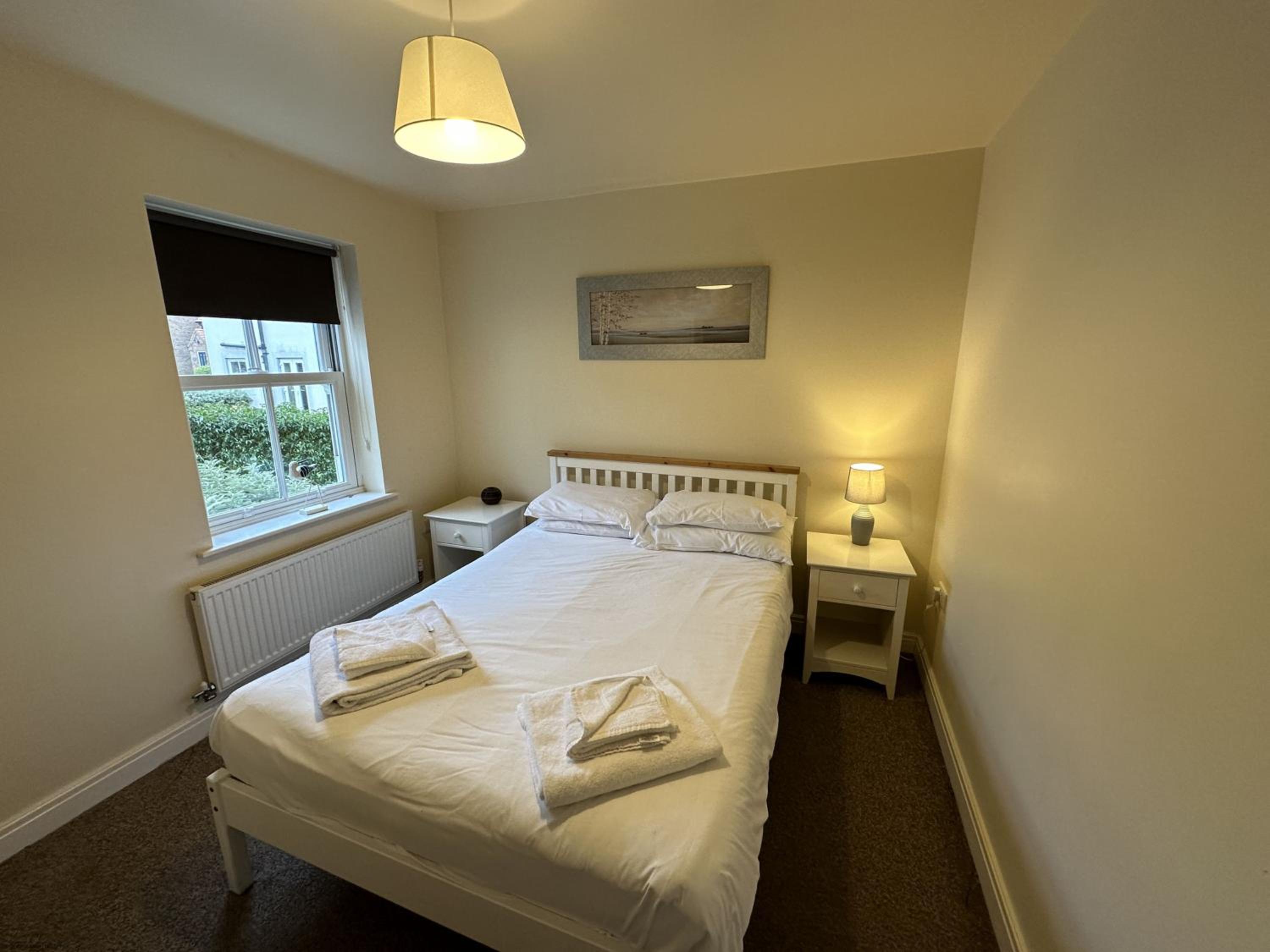 Bay Shores - 2 cottages 2 minutes apart - Part of the The Bay Filey Holiday Village with pool, gym and direct beach access, pub, restaurant, tennis and mea
