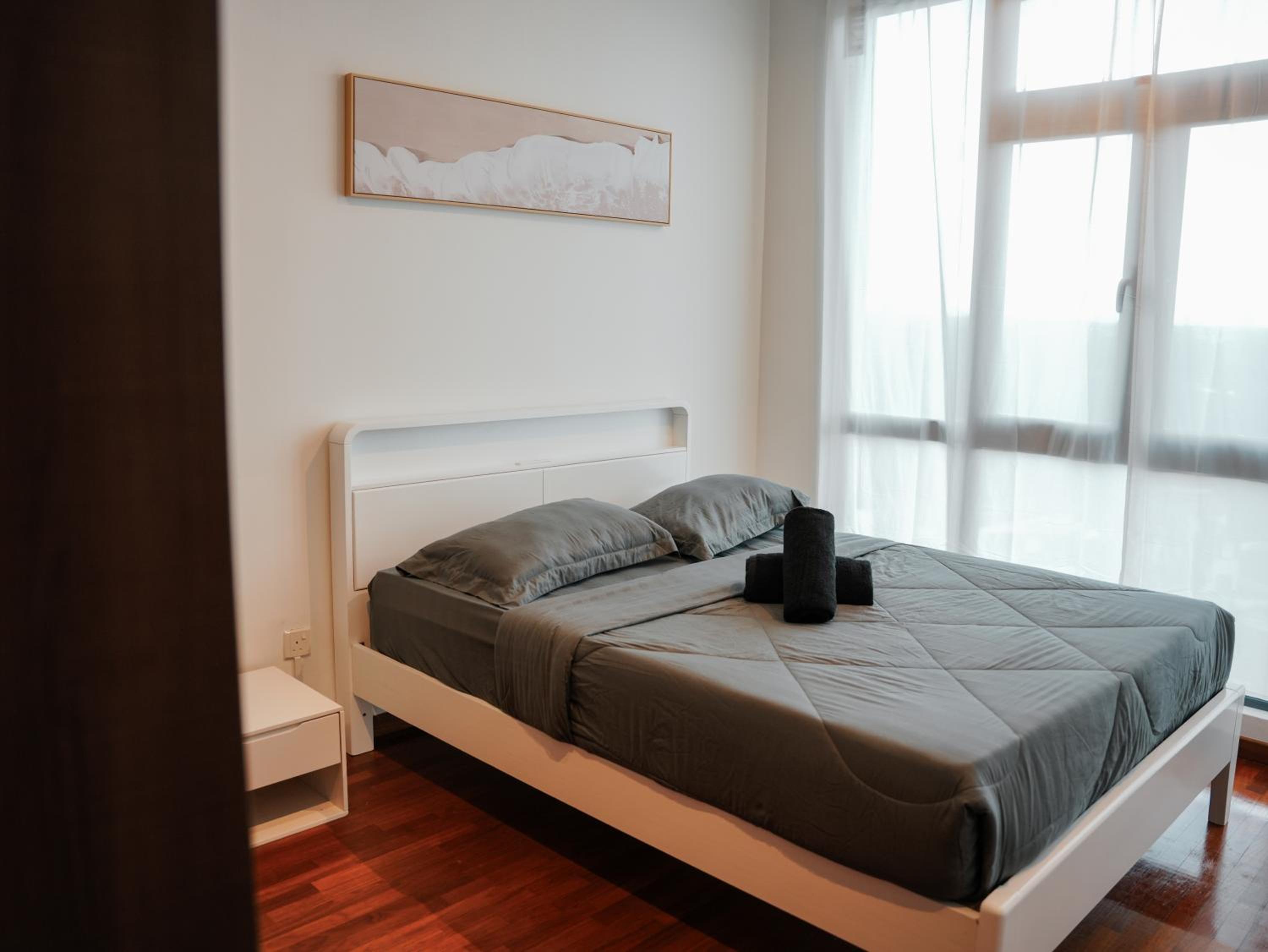 CresentBay Muji 2BR nr Midvalley by Unique Home