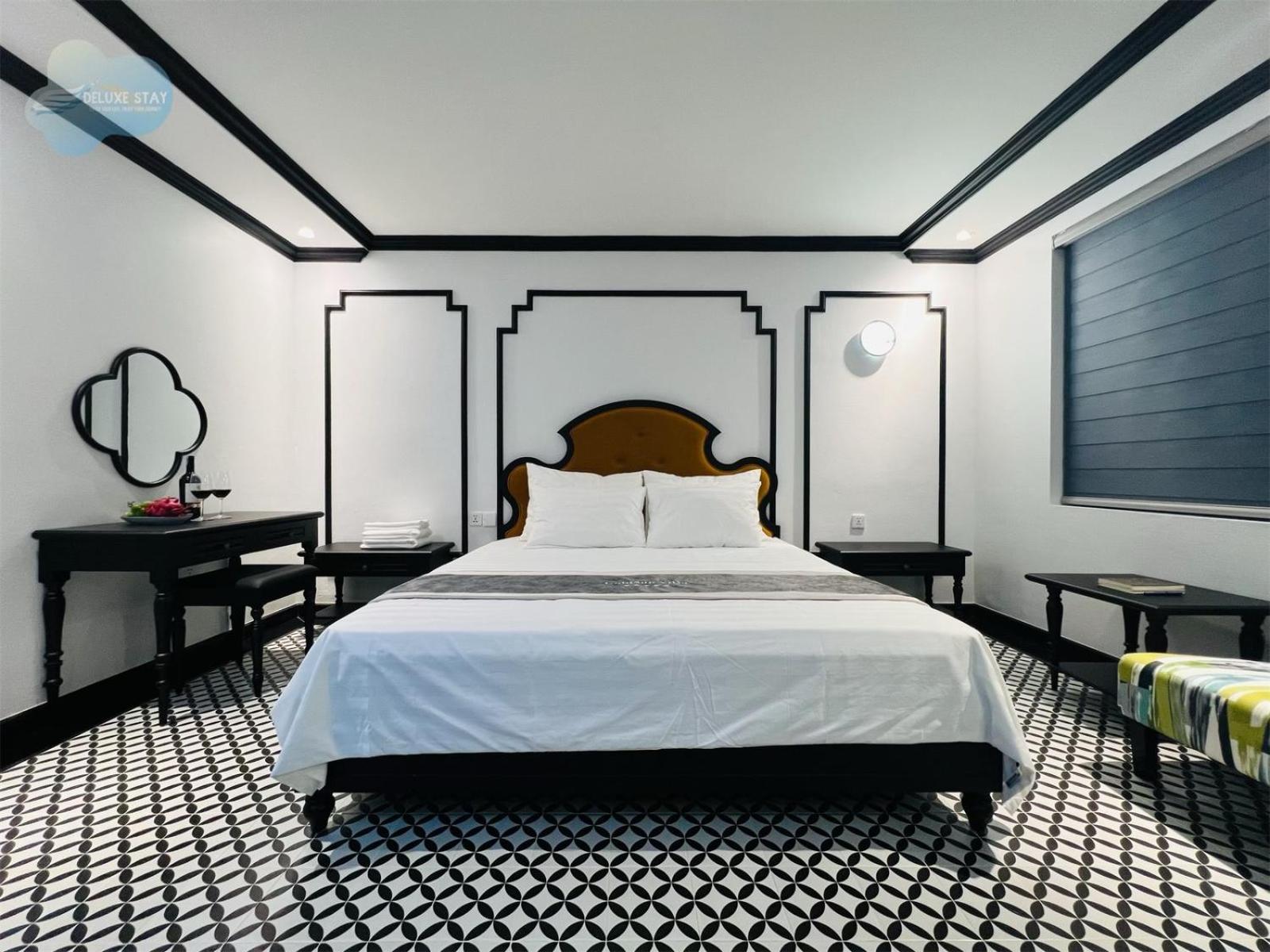 Villa Goldsun Hạ Long view 2