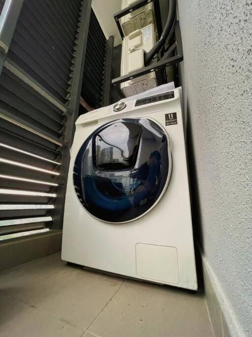 Home Cinema, Karaoke, Swimming Pool, near KLCC