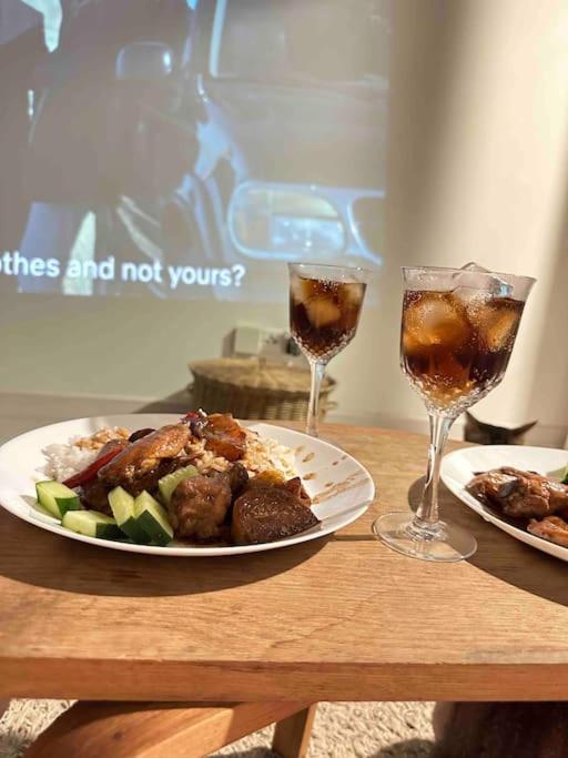 Home Cinema, Karaoke, Swimming Pool, near KLCC