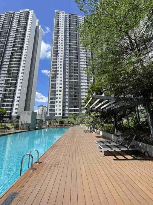 Home Cinema, Karaoke, Swimming Pool, near KLCC