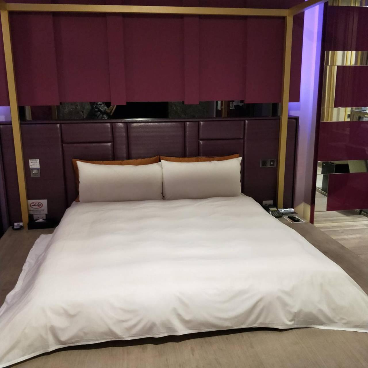 Chen He Motel