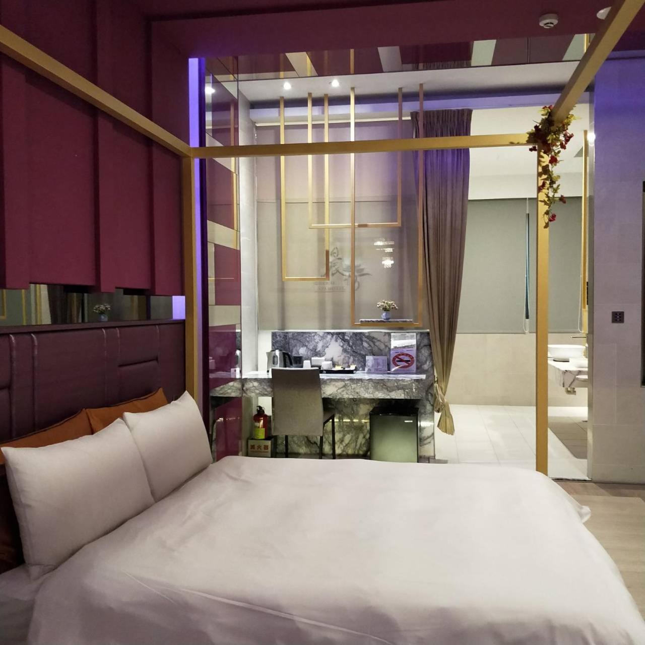 Chen He Motel