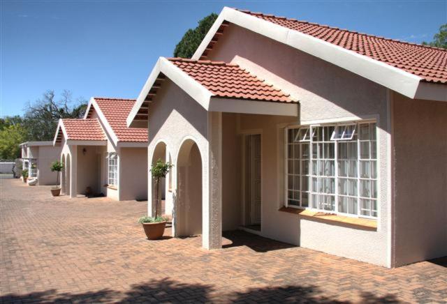 Plumtree Lodge