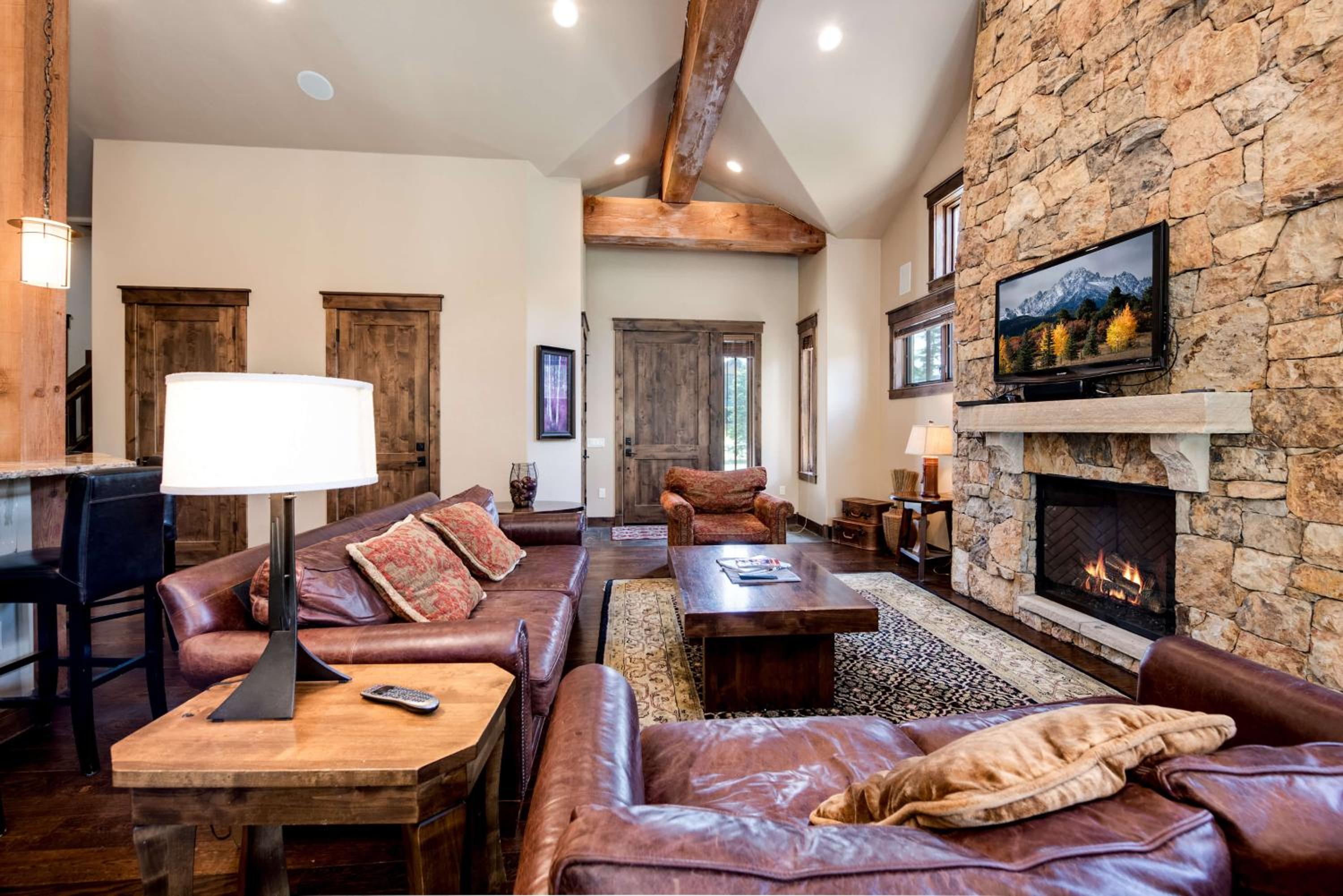 The Shores Riverside Townhome: Peaceful Luxury view 4