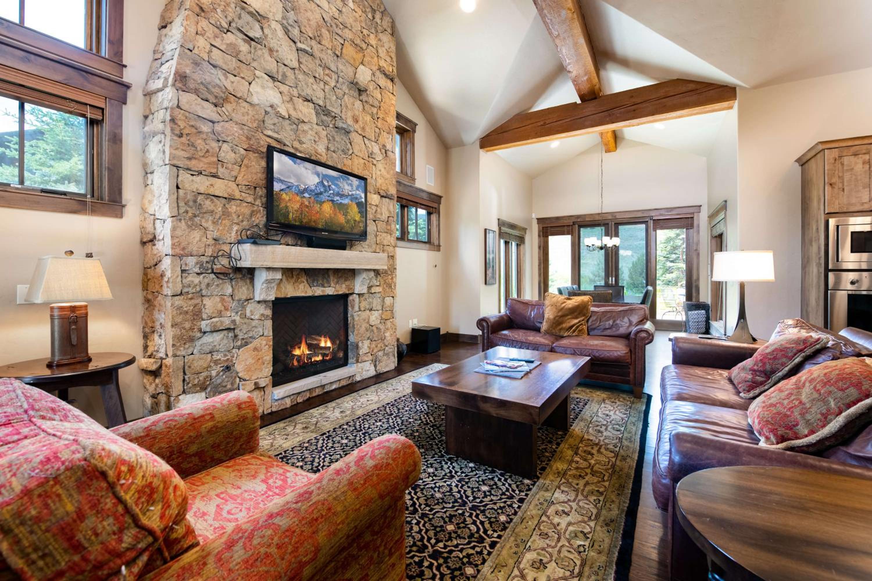 The Shores Riverside Townhome: Peaceful Luxury view 5