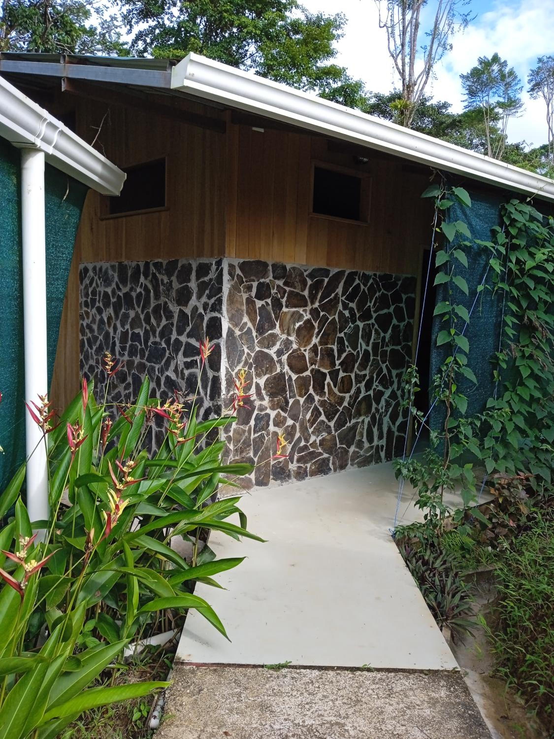 Cabañas Bajo Bosque Drake