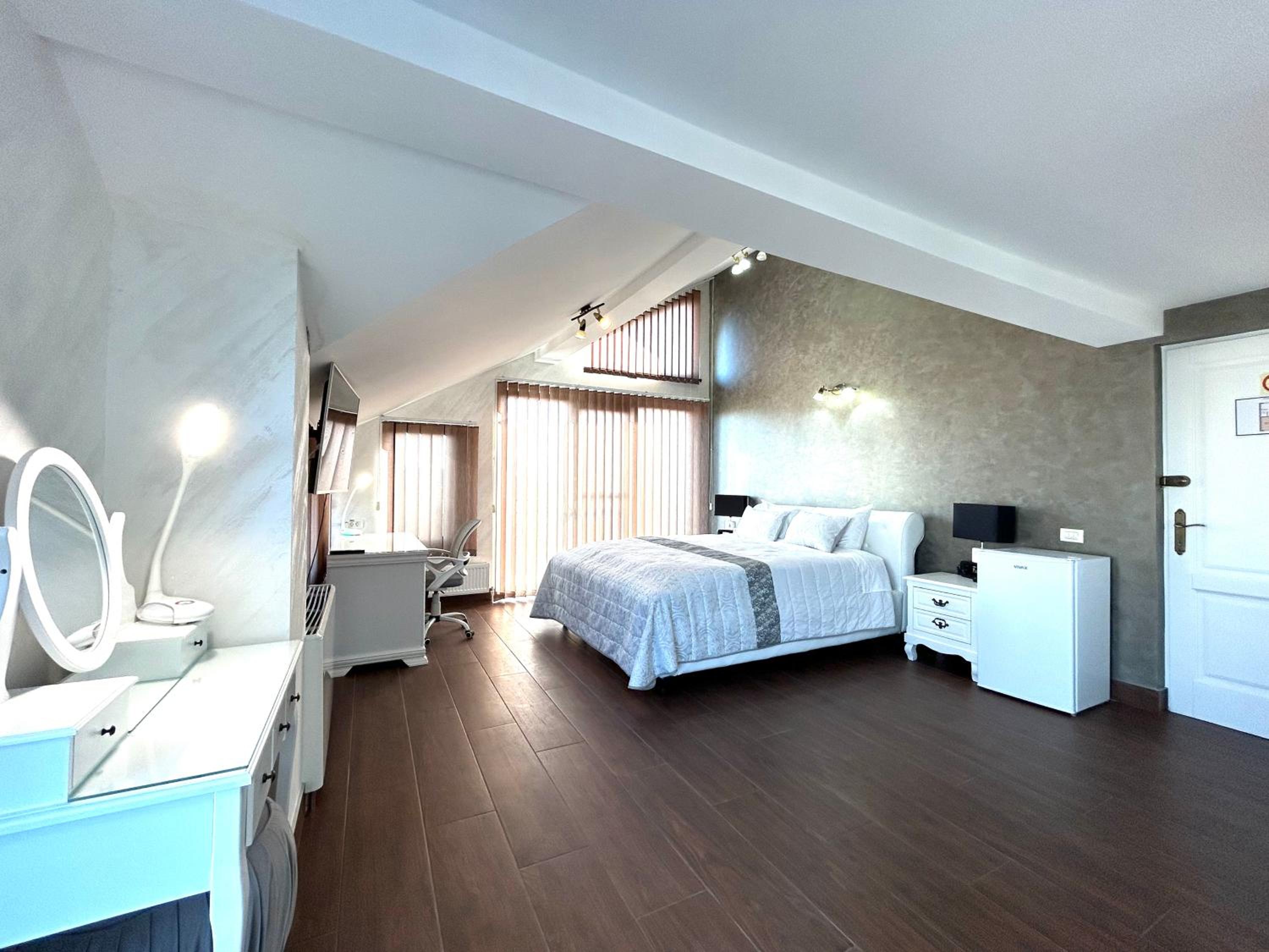 Diplomat Villa