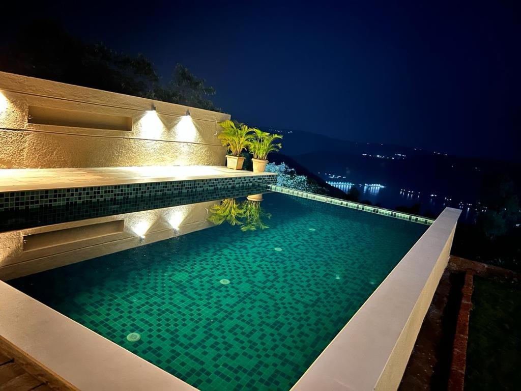 Luxury 3 bhk Serene villa view 4