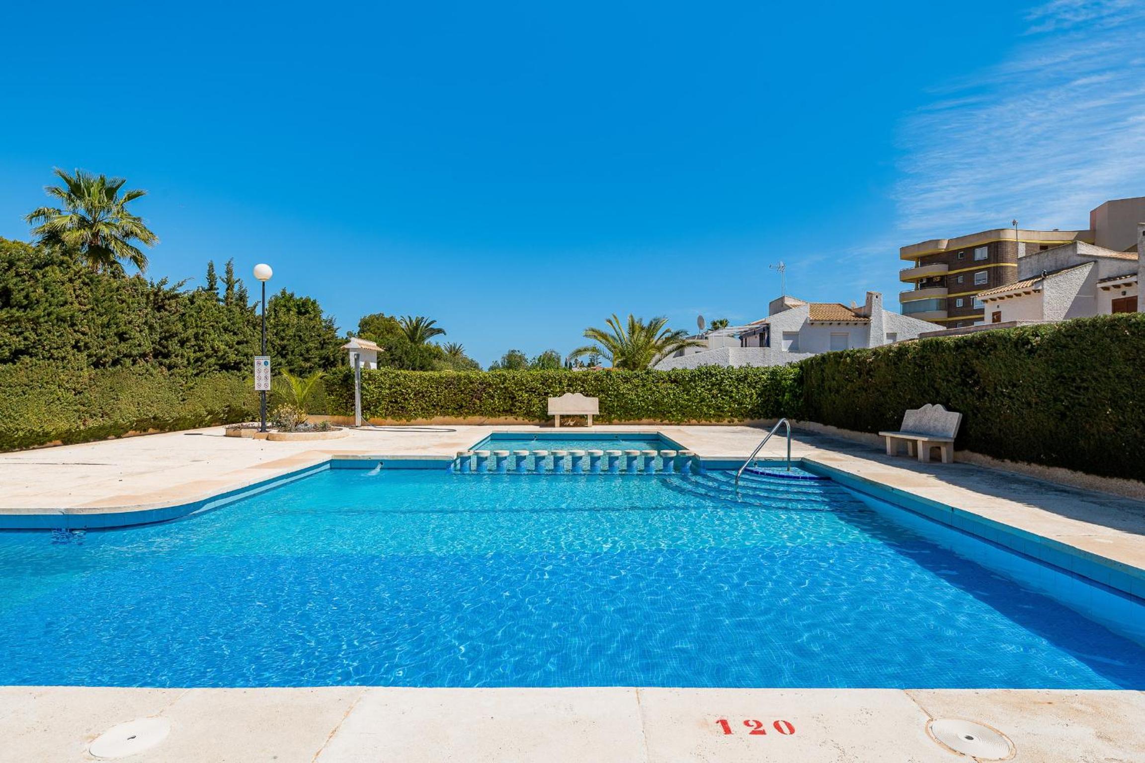 Chalet Mayor Zenia Beach