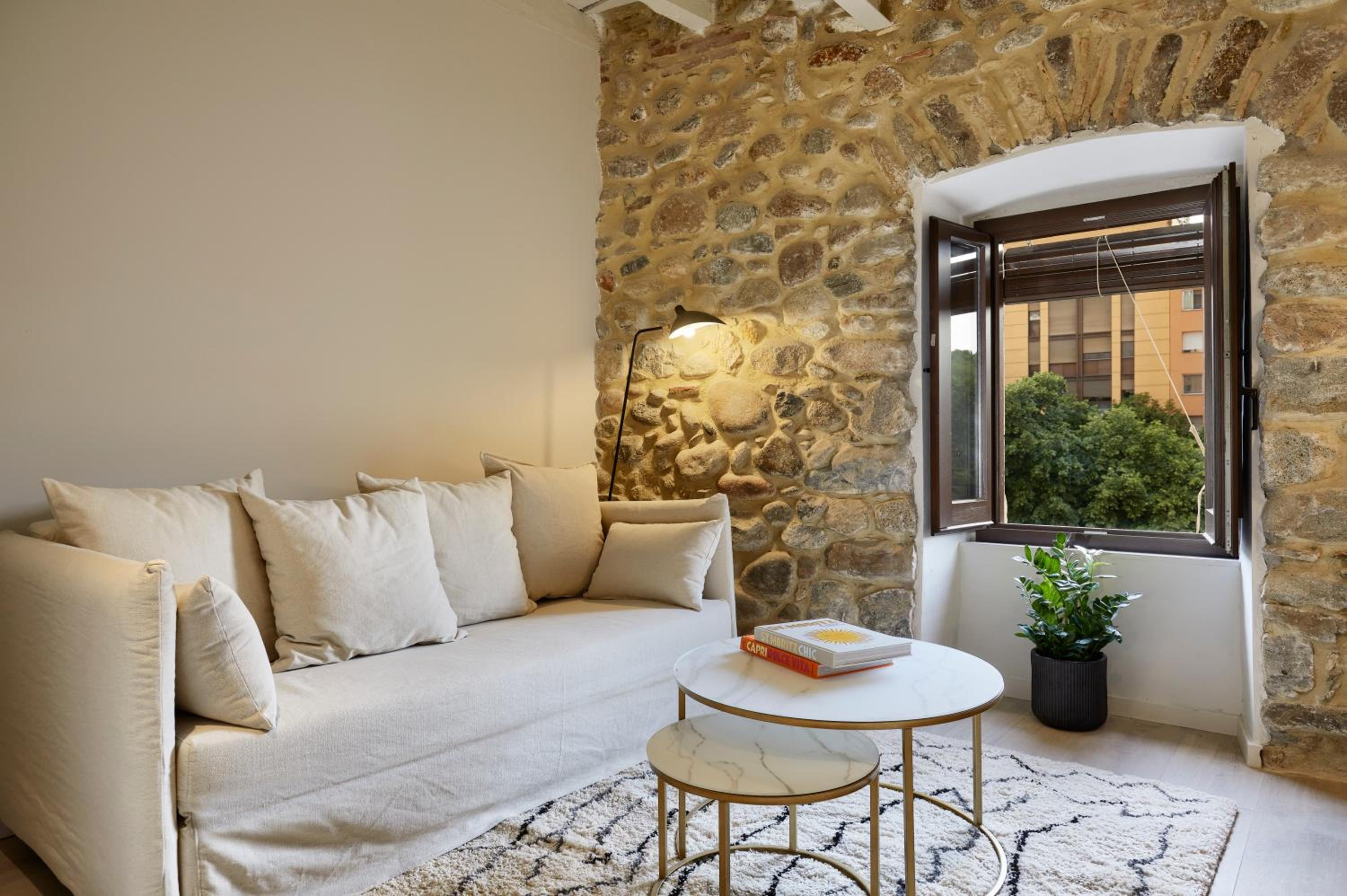 Gaia Apartments & Lofts Girona