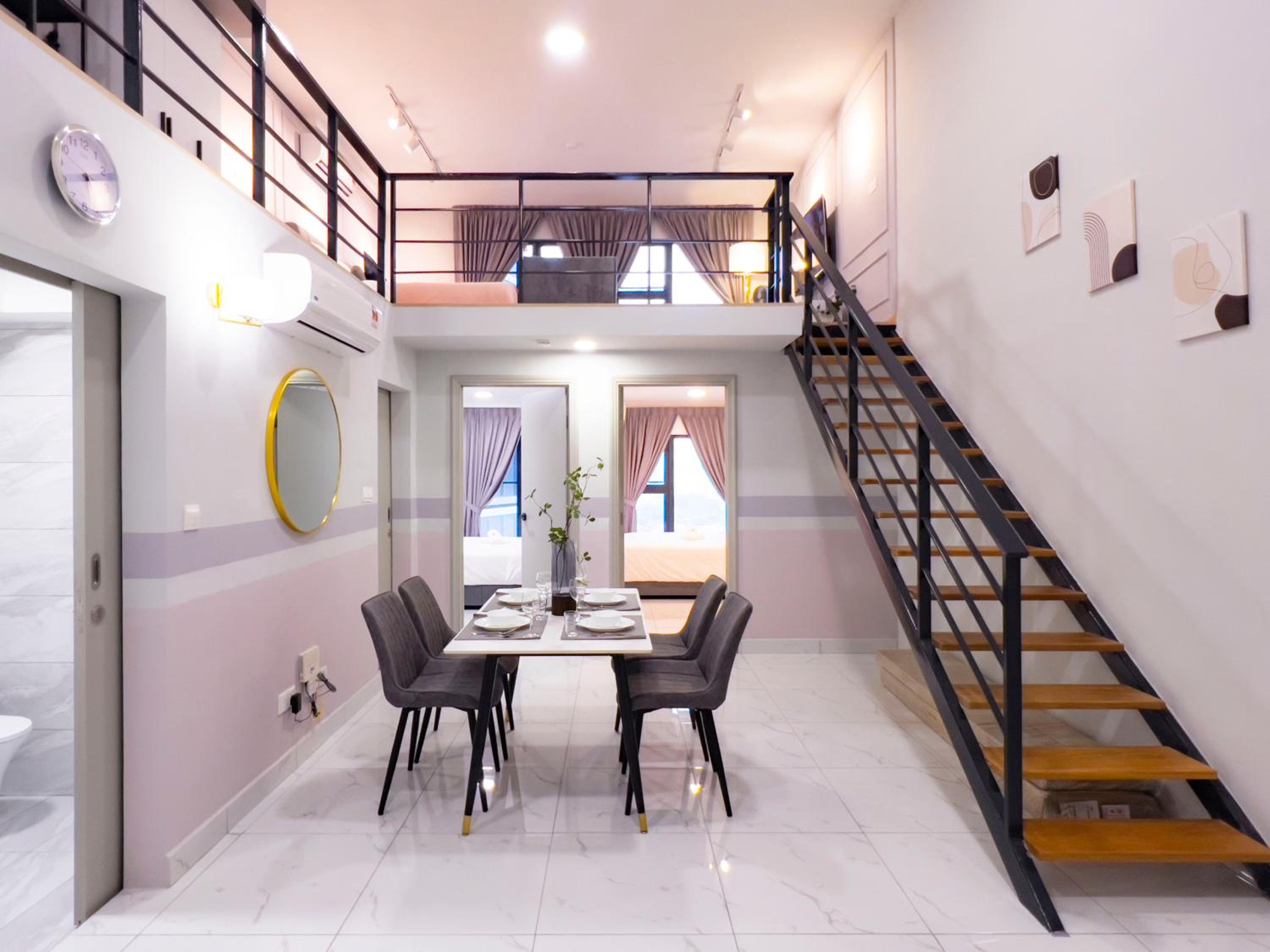 Arte Cheras Luxury Suites - Near TBS & MRT - Easy Access to TRX, Stadium -Bukit Jalil, KLCC- Free 1Parking