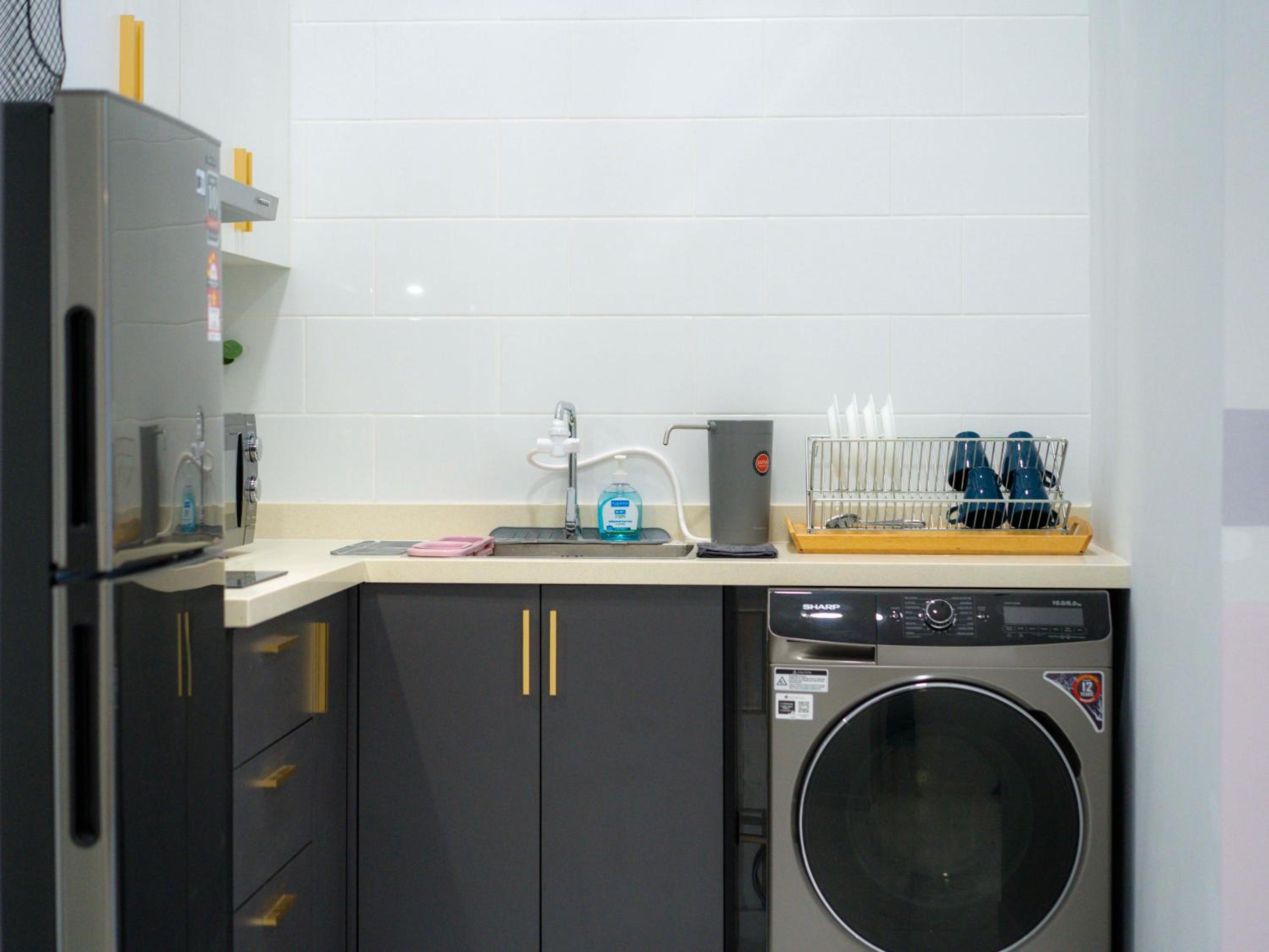 Arte Cheras Luxury Suites - Near TBS & MRT - Easy Access to TRX, Stadium -Bukit Jalil, KLCC- Free 1Parking