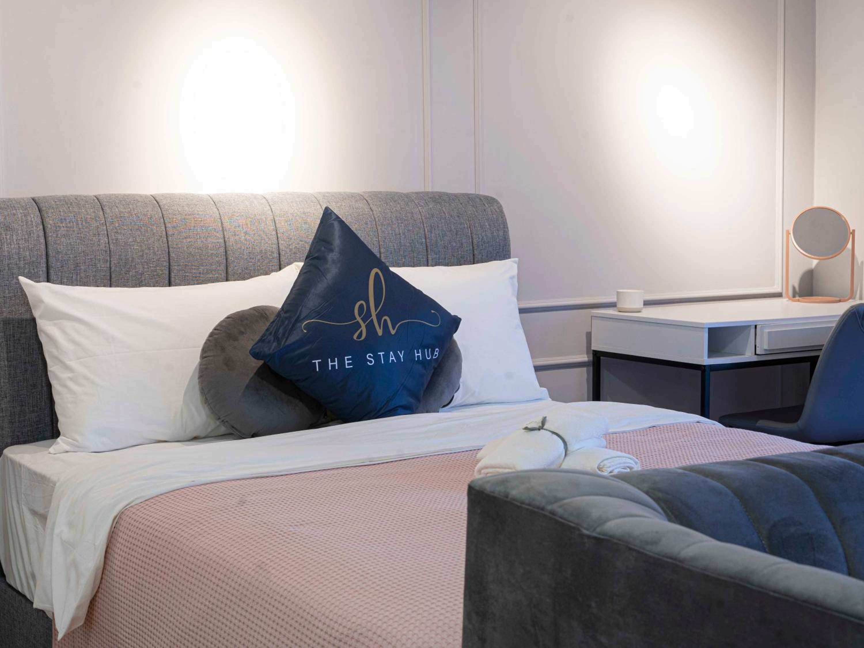 Arte Cheras Luxury Suites - Near TBS & MRT - Easy Access to TRX, Stadium -Bukit Jalil, KLCC- Free 1Parking