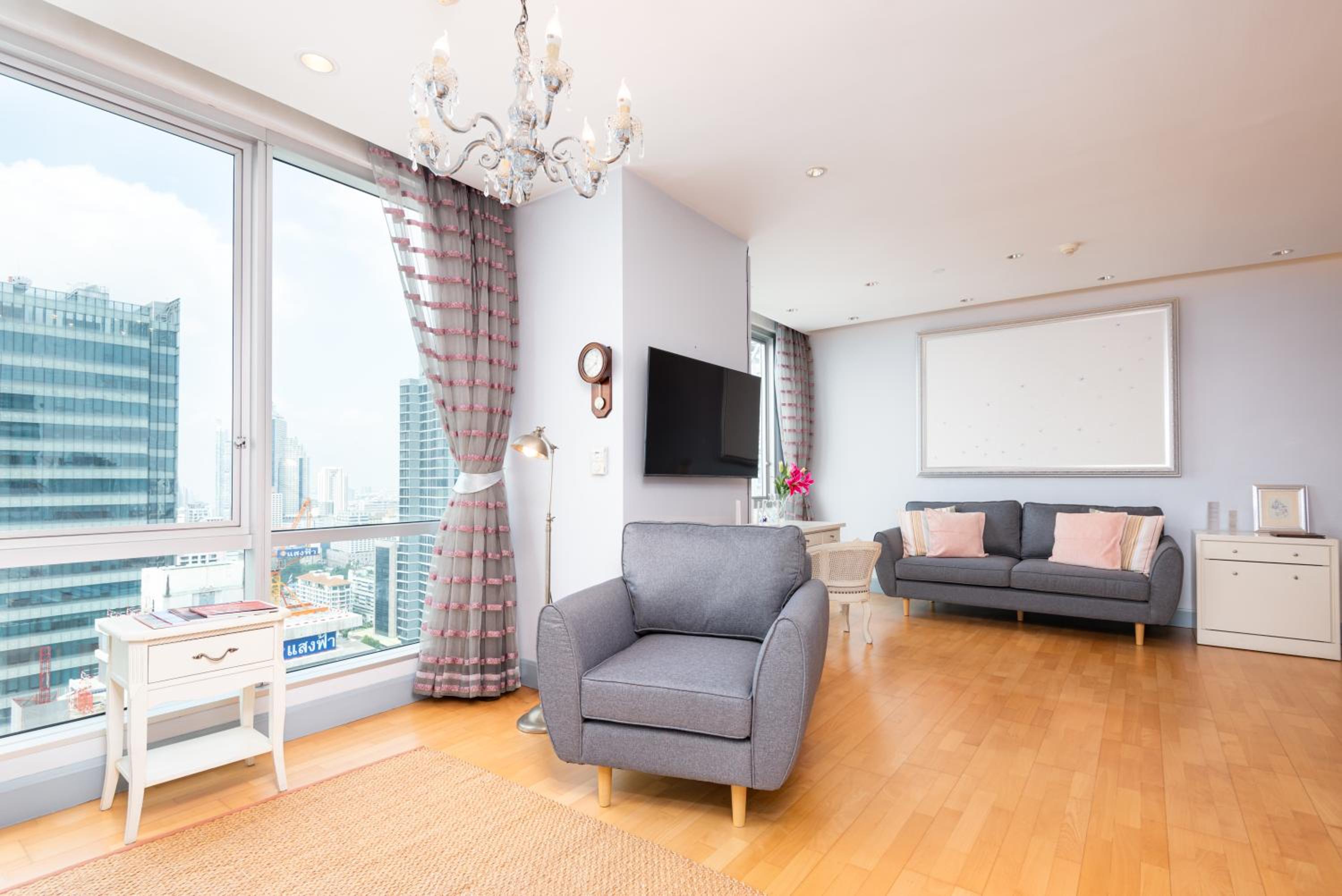 Sky Villas Apartments