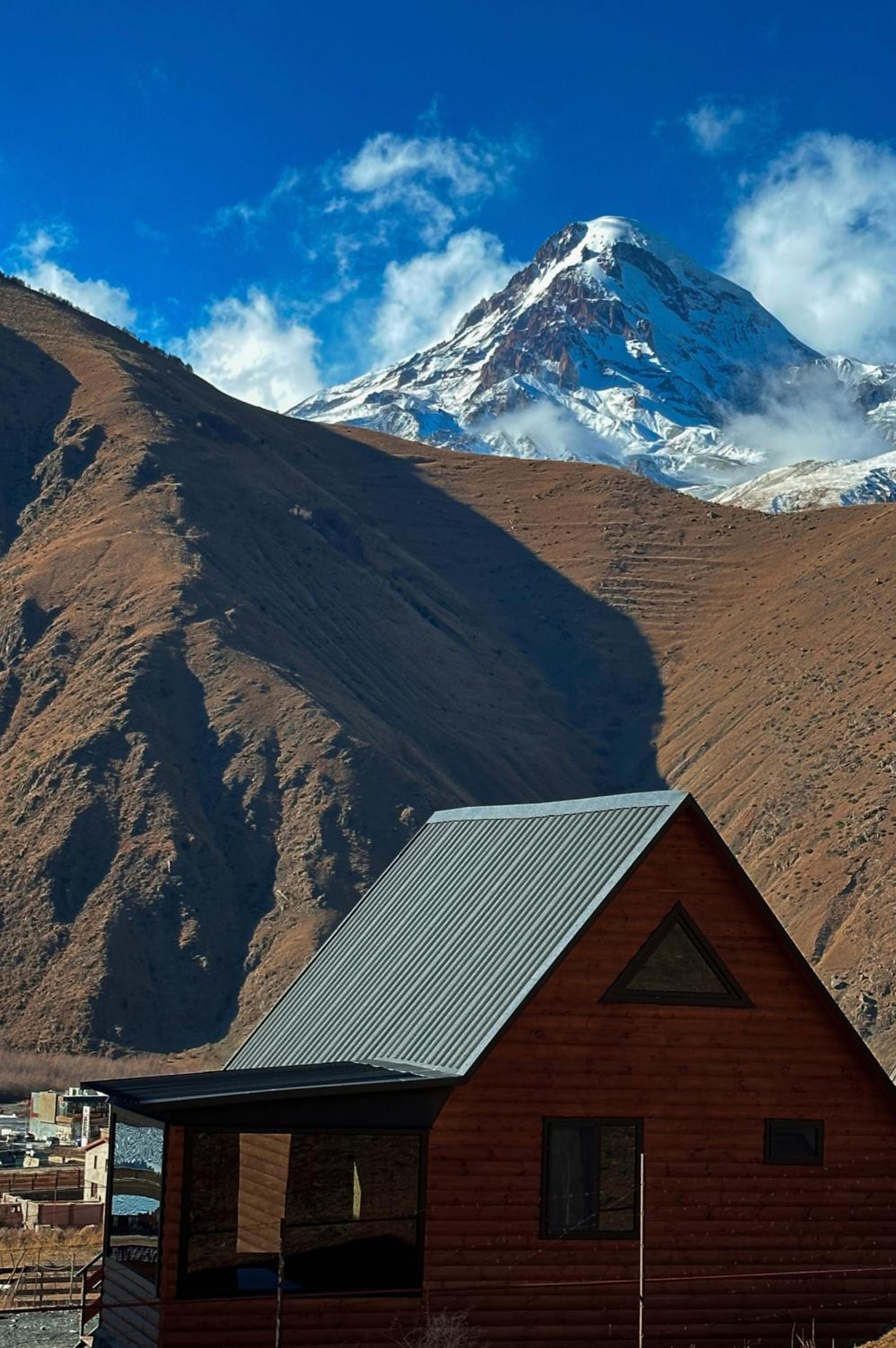 Kazbegi Inn Cottages
