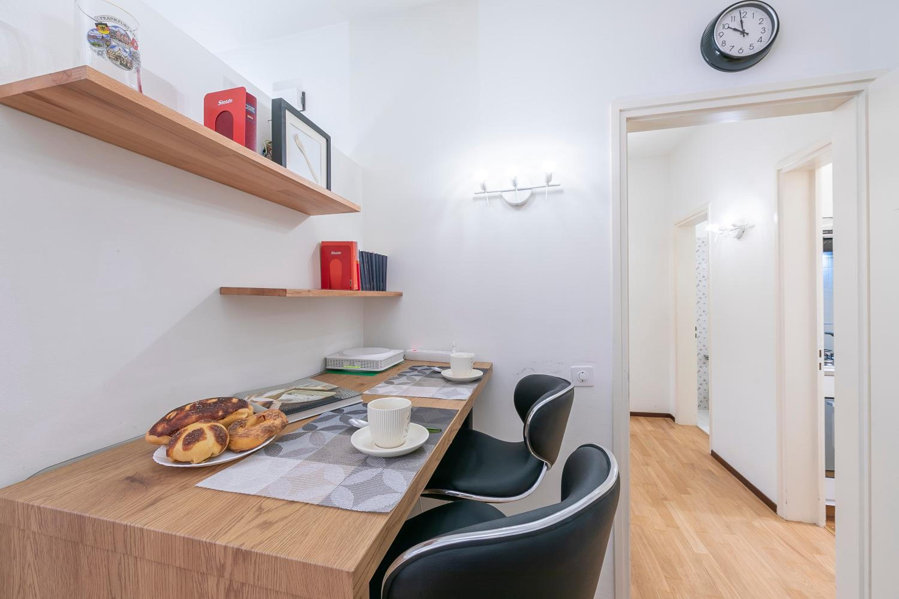 Valentina Home - Happy Rentals