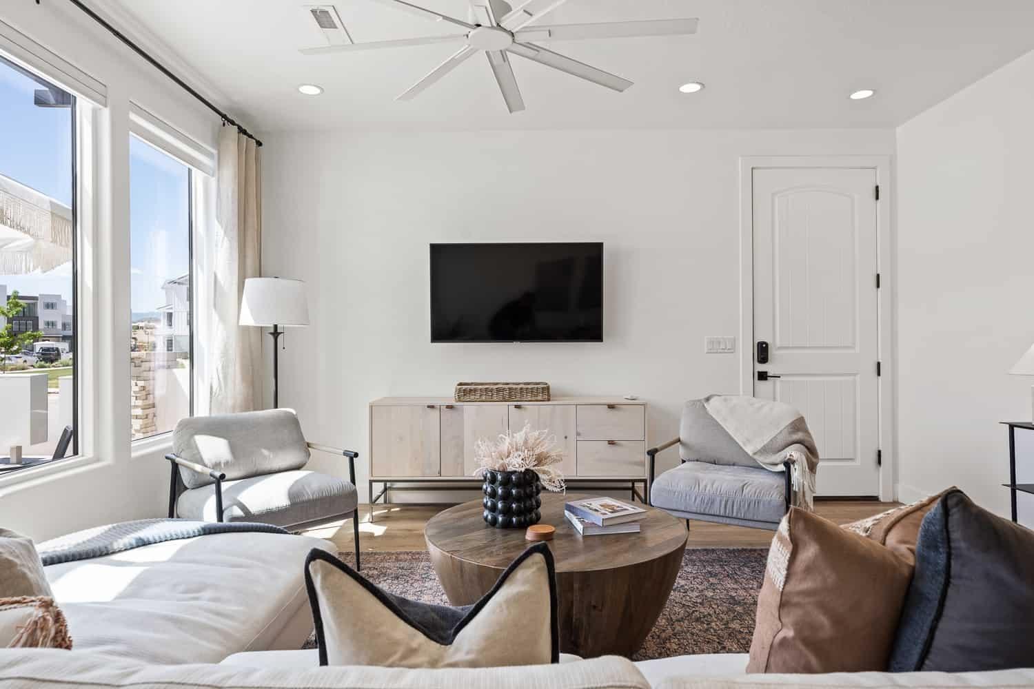Sun-Kissed Retreat home view 4
