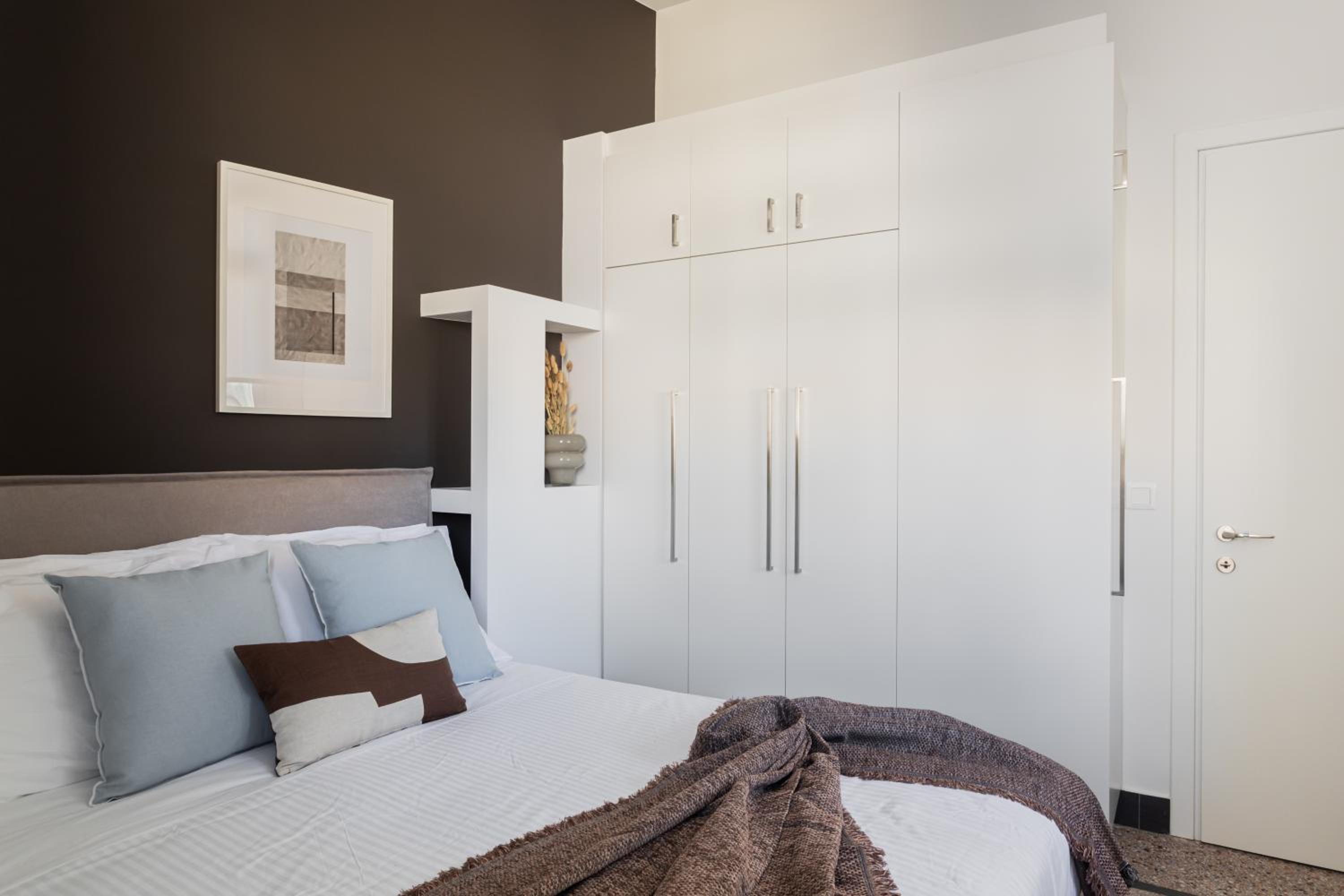 Elysian Apartments in Plaka by UPSTREET