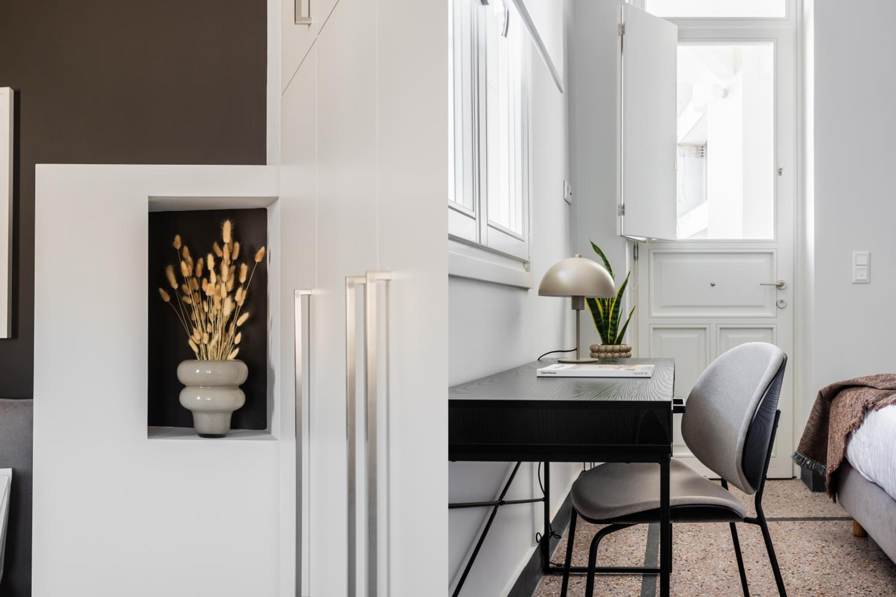 Elysian Apartments in Plaka by UPSTREET