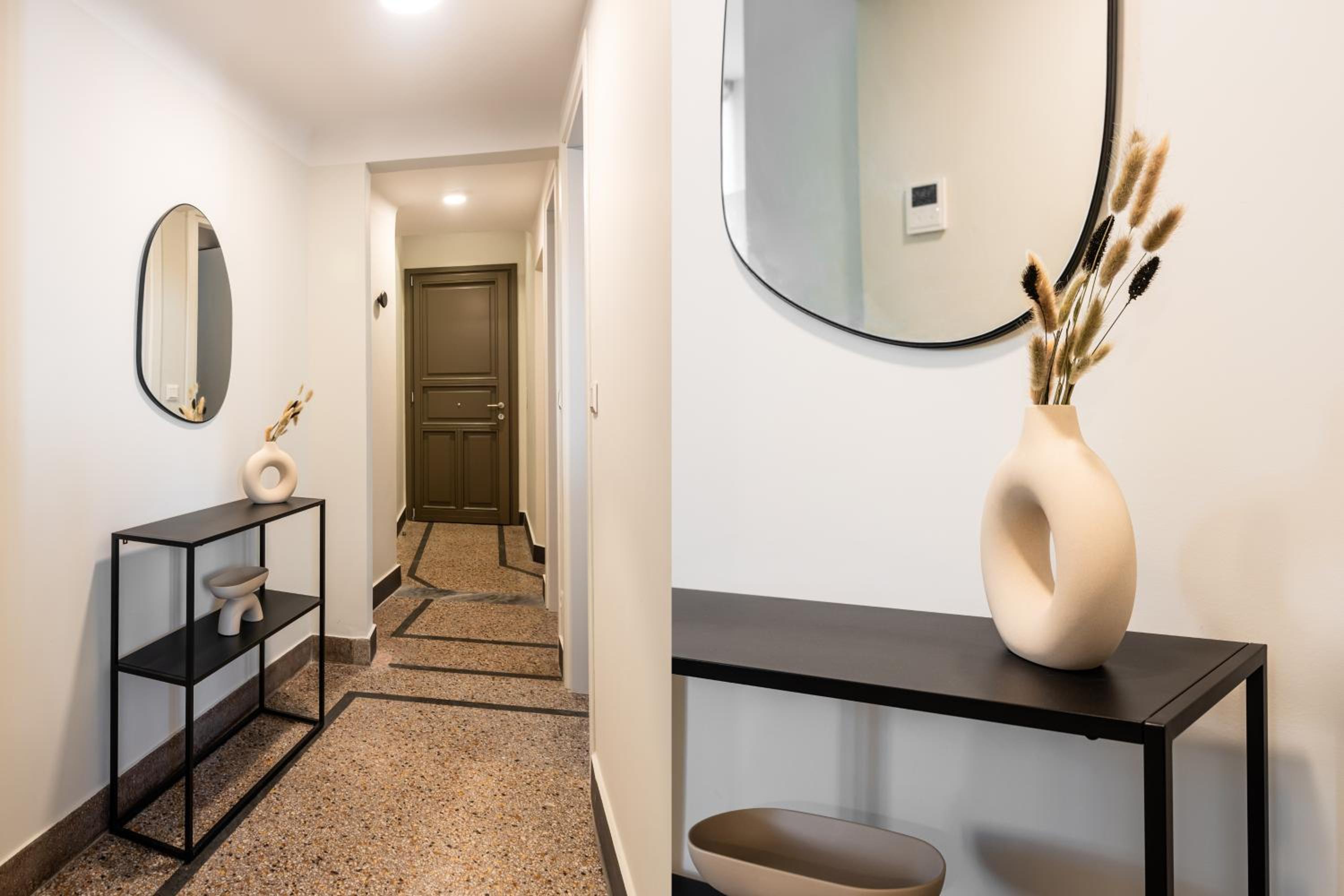 Elysian Apartments in Plaka by UPSTREET