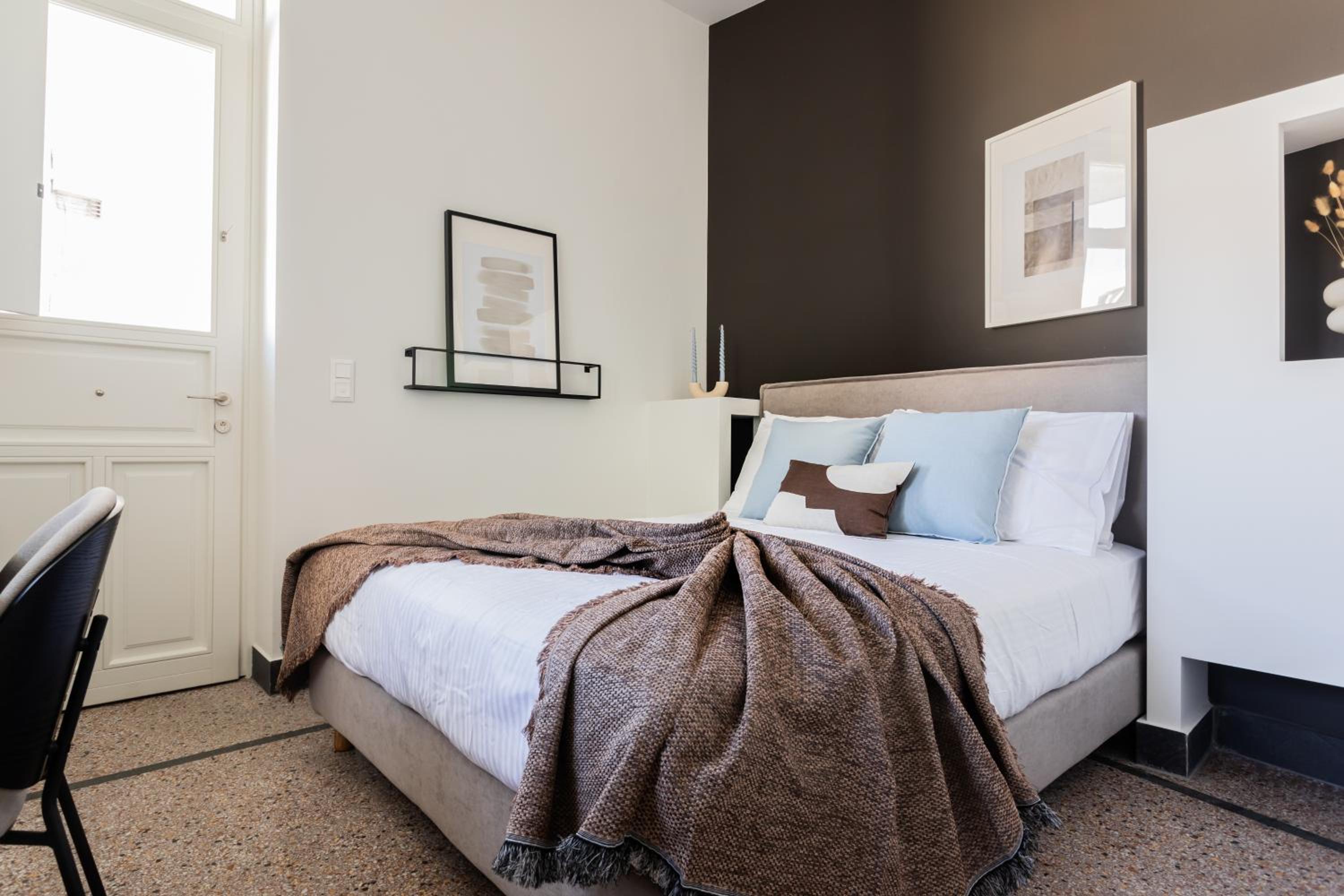 Elysian Apartments in Plaka by UPSTREET