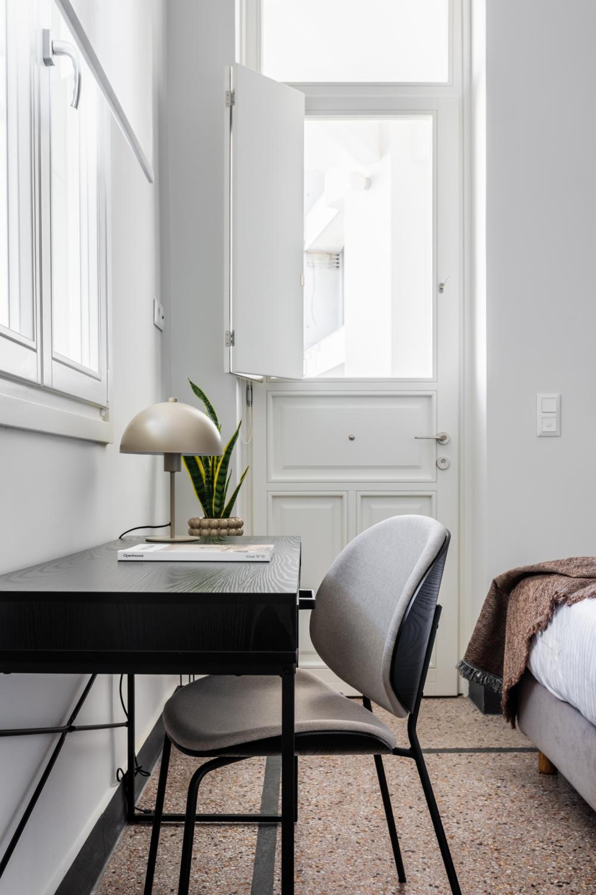 Elysian Apartments in Plaka by UPSTREET