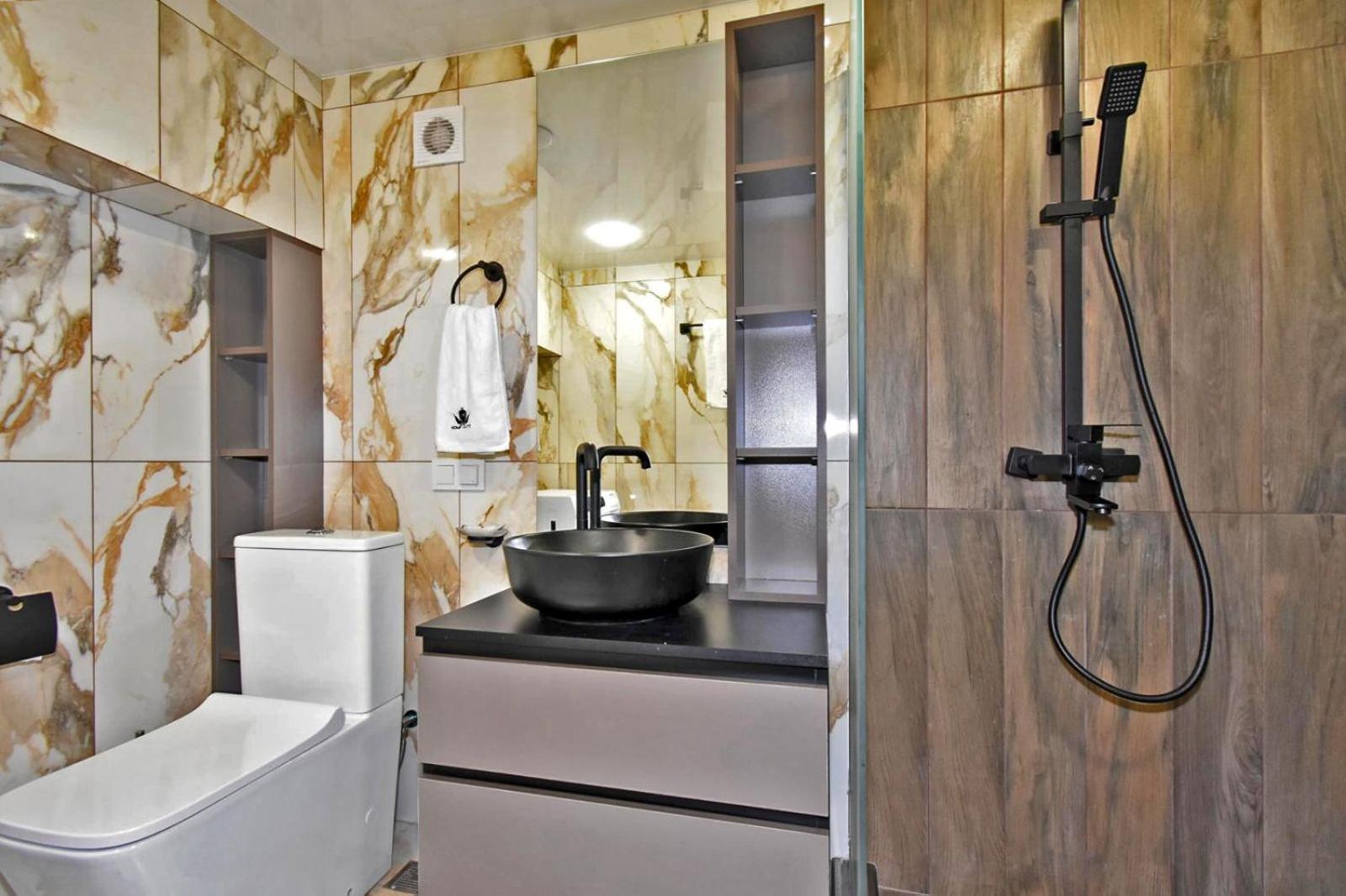 Yerevan, apartment in Aygestan