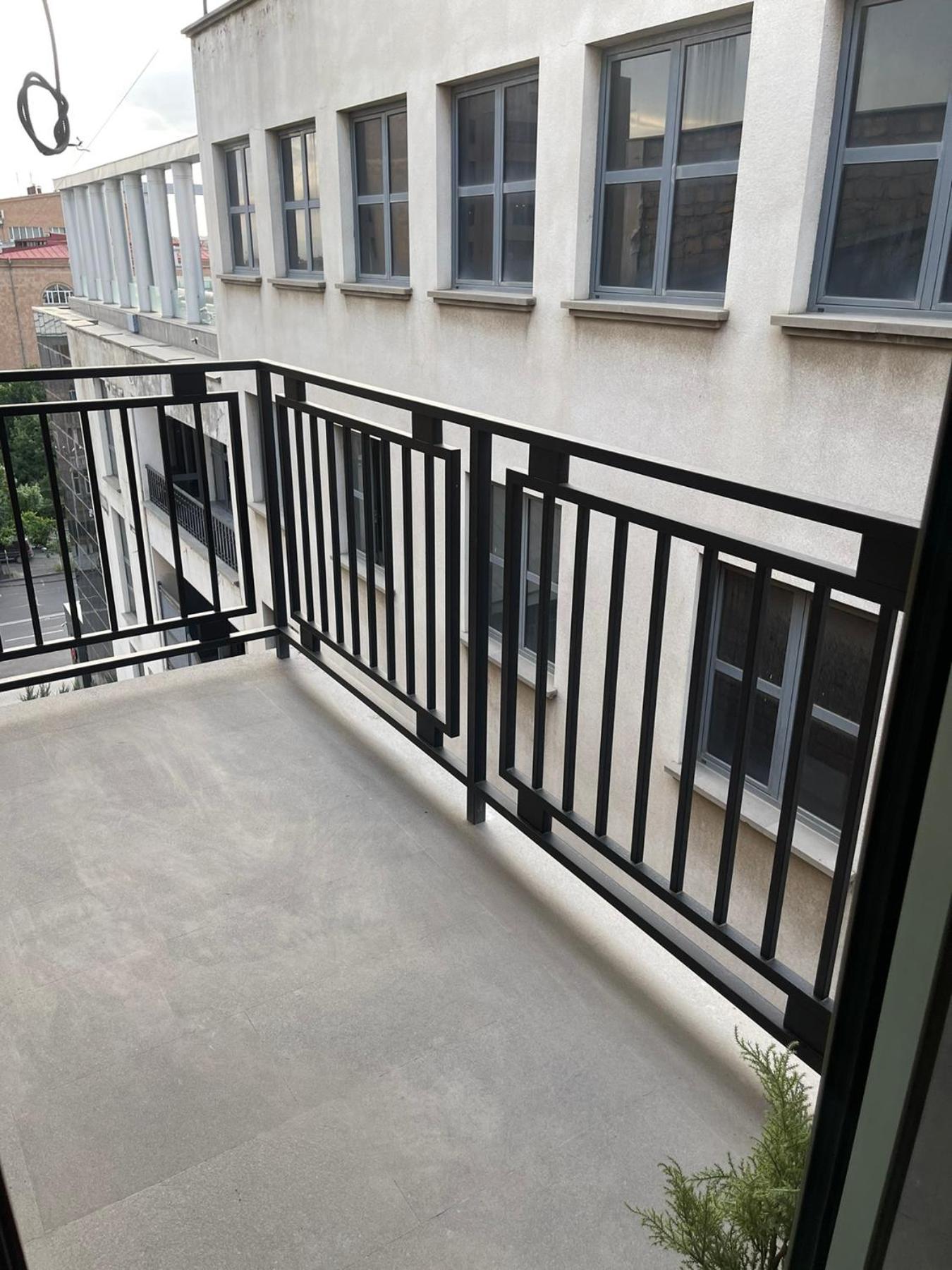 Yerevan, apartment in Aygestan
